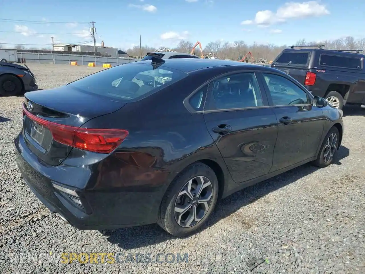 3 Photograph of a damaged car 3KPF24AD1LE194417 KIA FORTE 2020