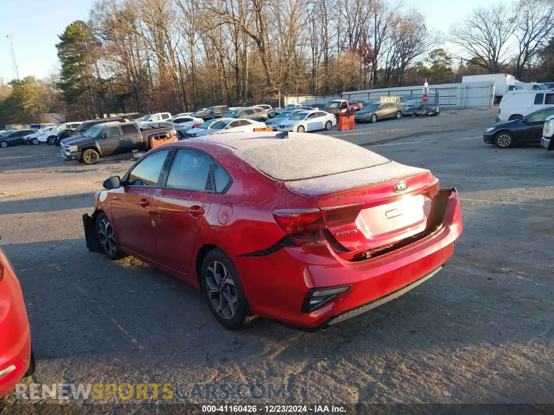 3 Photograph of a damaged car 3KPF24AD1LE210602 KIA FORTE 2020