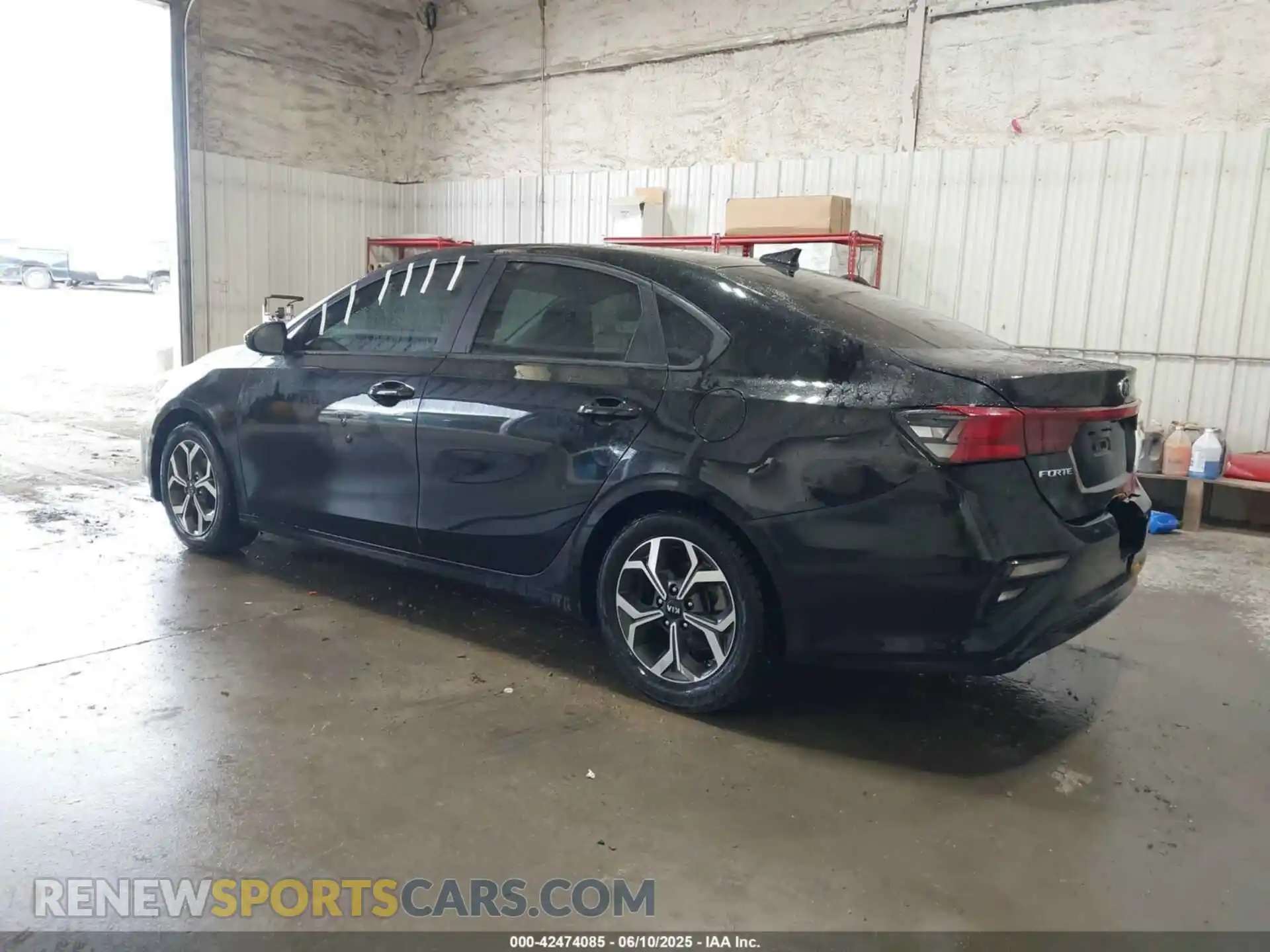 3 Photograph of a damaged car 3KPF24AD1LE223804 KIA FORTE 2020