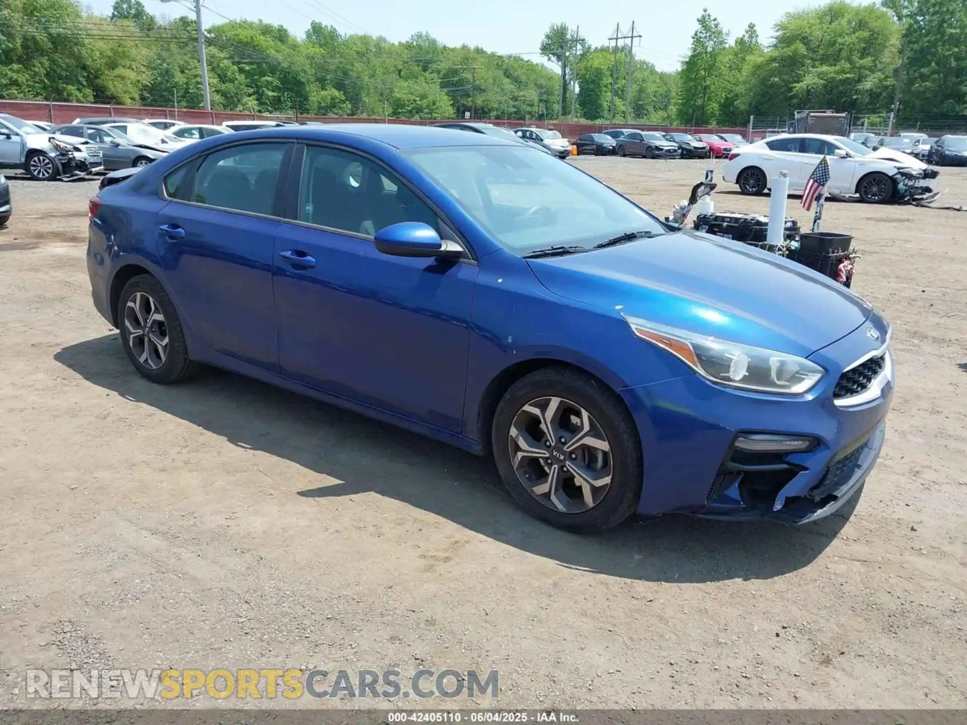 1 Photograph of a damaged car 3KPF24AD2LE183040 KIA FORTE 2020