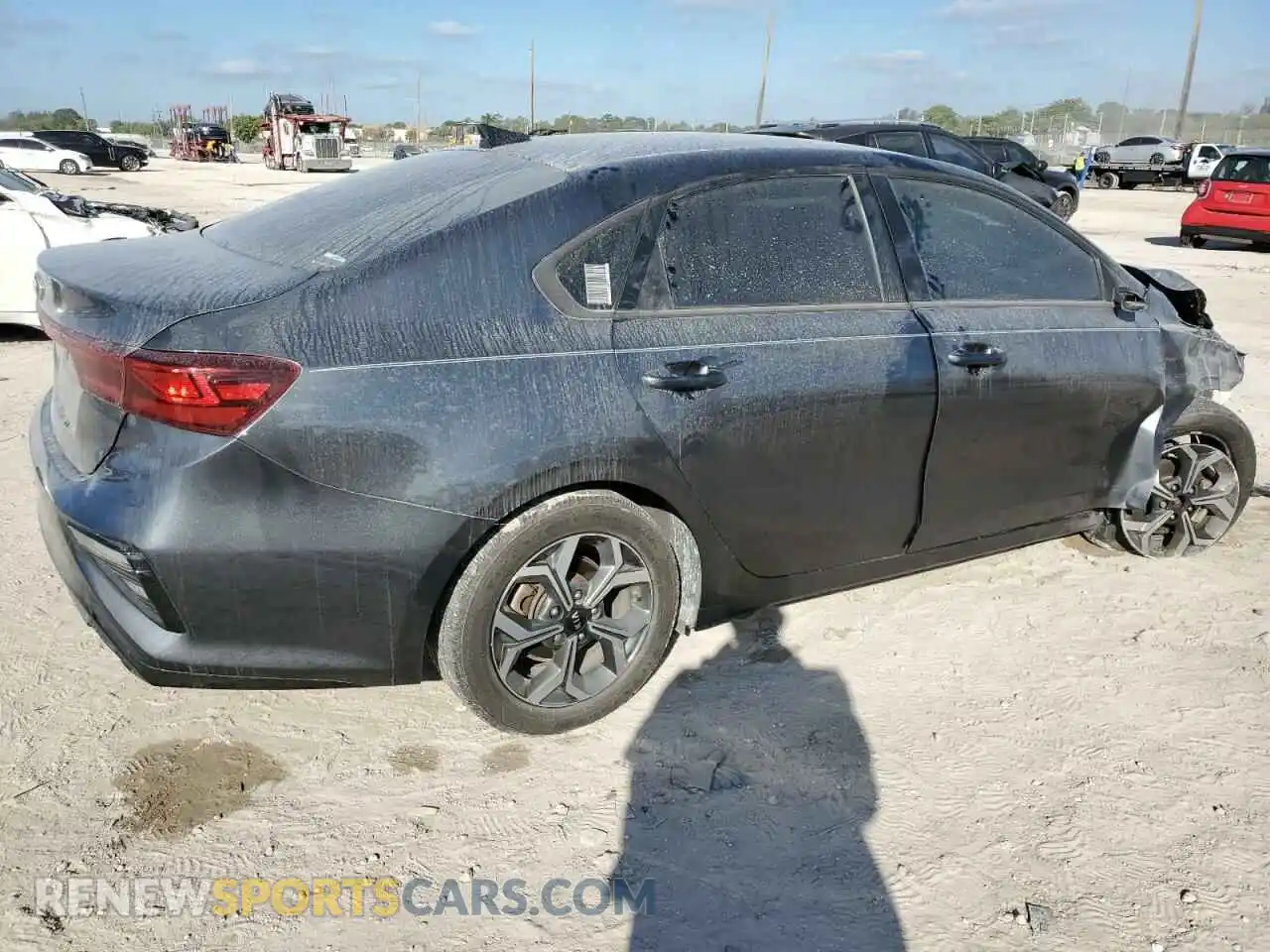 3 Photograph of a damaged car 3KPF24AD2LE244841 KIA FORTE 2020