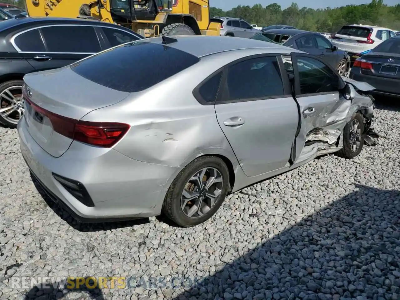 3 Photograph of a damaged car 3KPF24AD3LE147857 KIA FORTE 2020