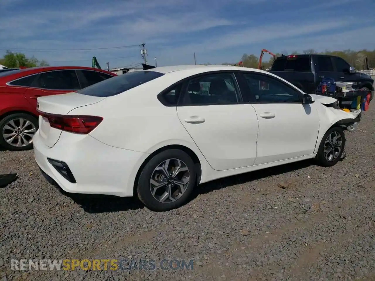 3 Photograph of a damaged car 3KPF24AD3LE184729 KIA FORTE 2020