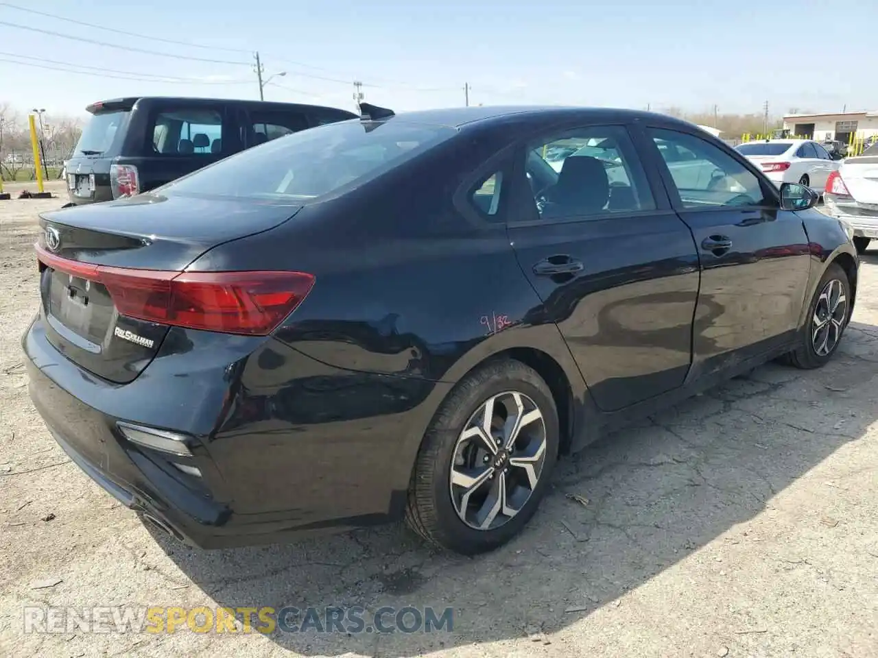 3 Photograph of a damaged car 3KPF24AD3LE192183 KIA FORTE 2020