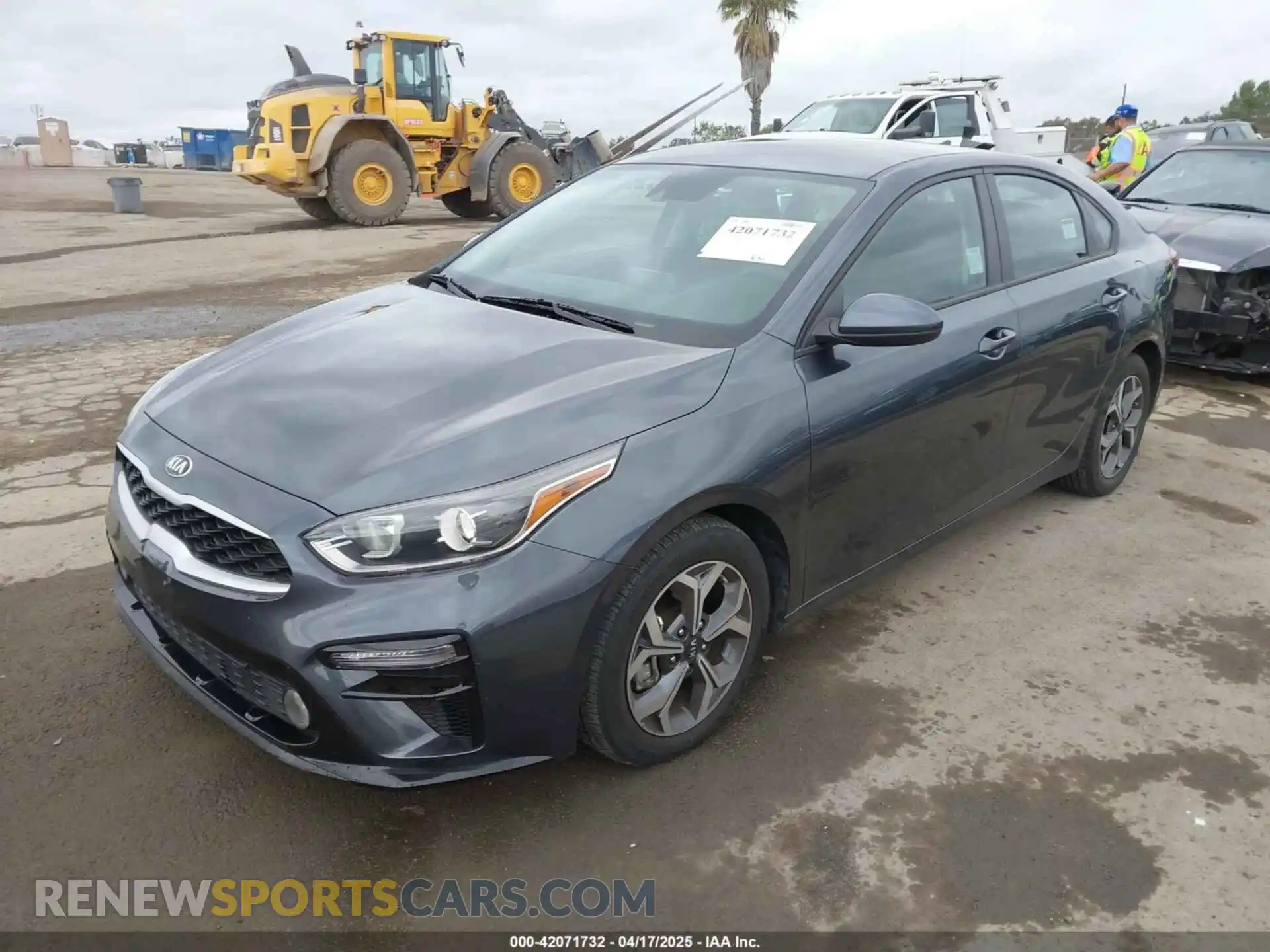 2 Photograph of a damaged car 3KPF24AD3LE202341 KIA FORTE 2020