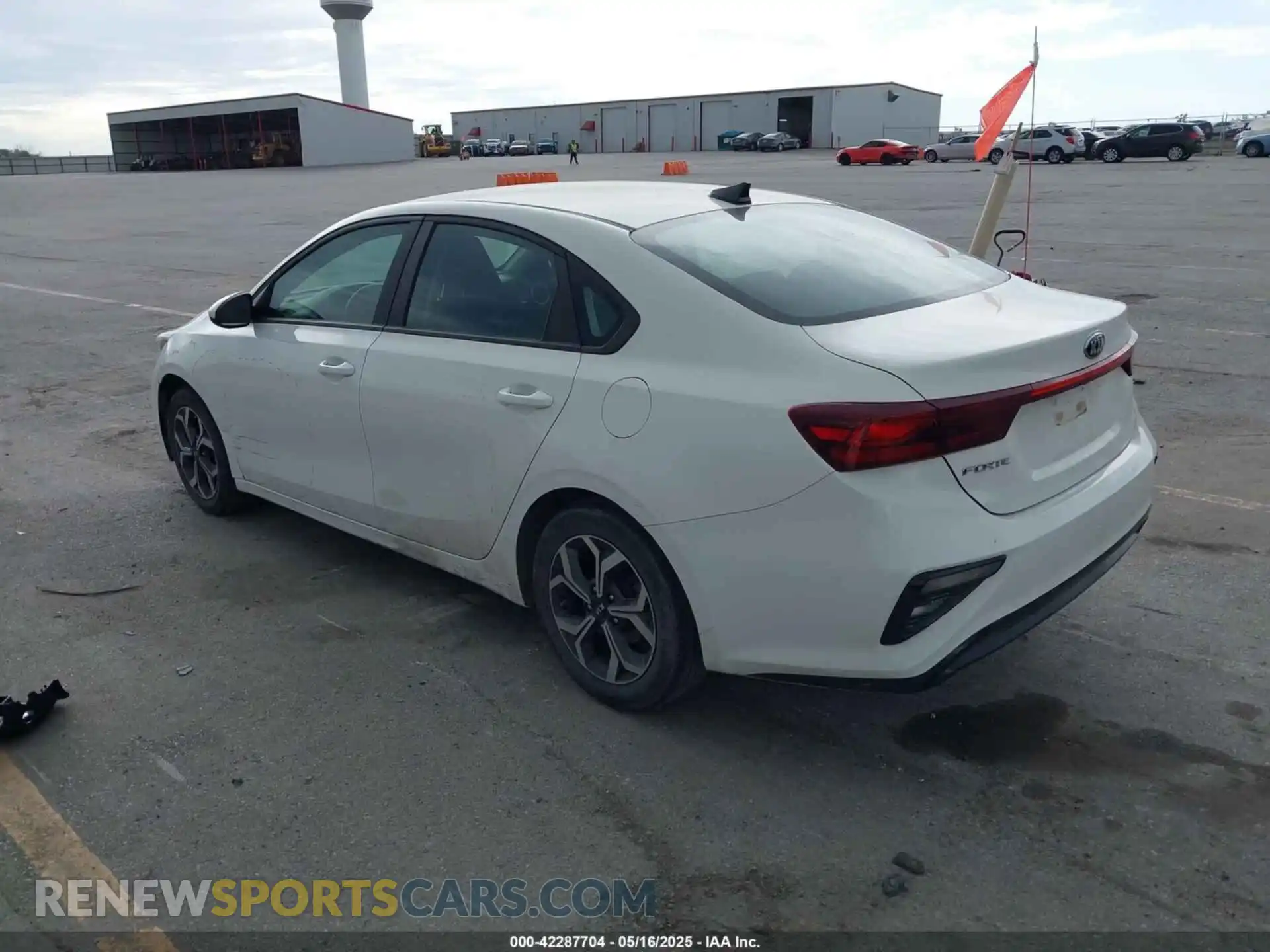3 Photograph of a damaged car 3KPF24AD3LE234089 KIA FORTE 2020