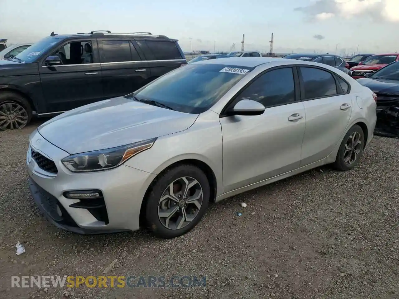 1 Photograph of a damaged car 3KPF24AD4LE155269 KIA FORTE 2020