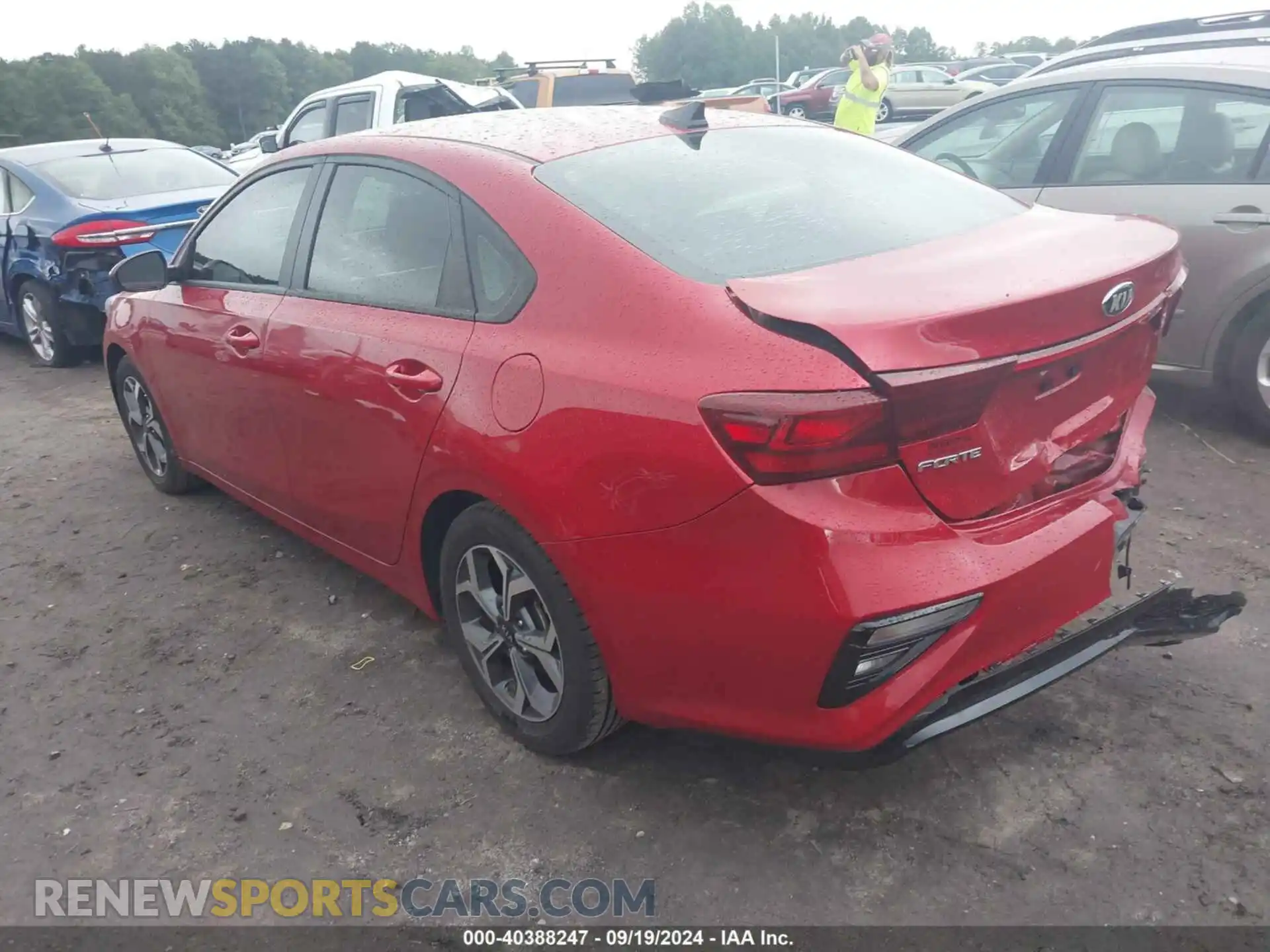 3 Photograph of a damaged car 3KPF24AD4LE187378 KIA FORTE 2020