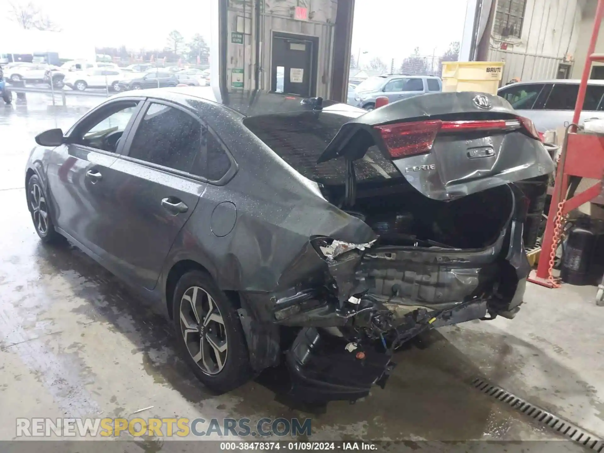 3 Фотография поврежденного автомобиля 3KPF24AD4LE259731 KIA FORTE 2020