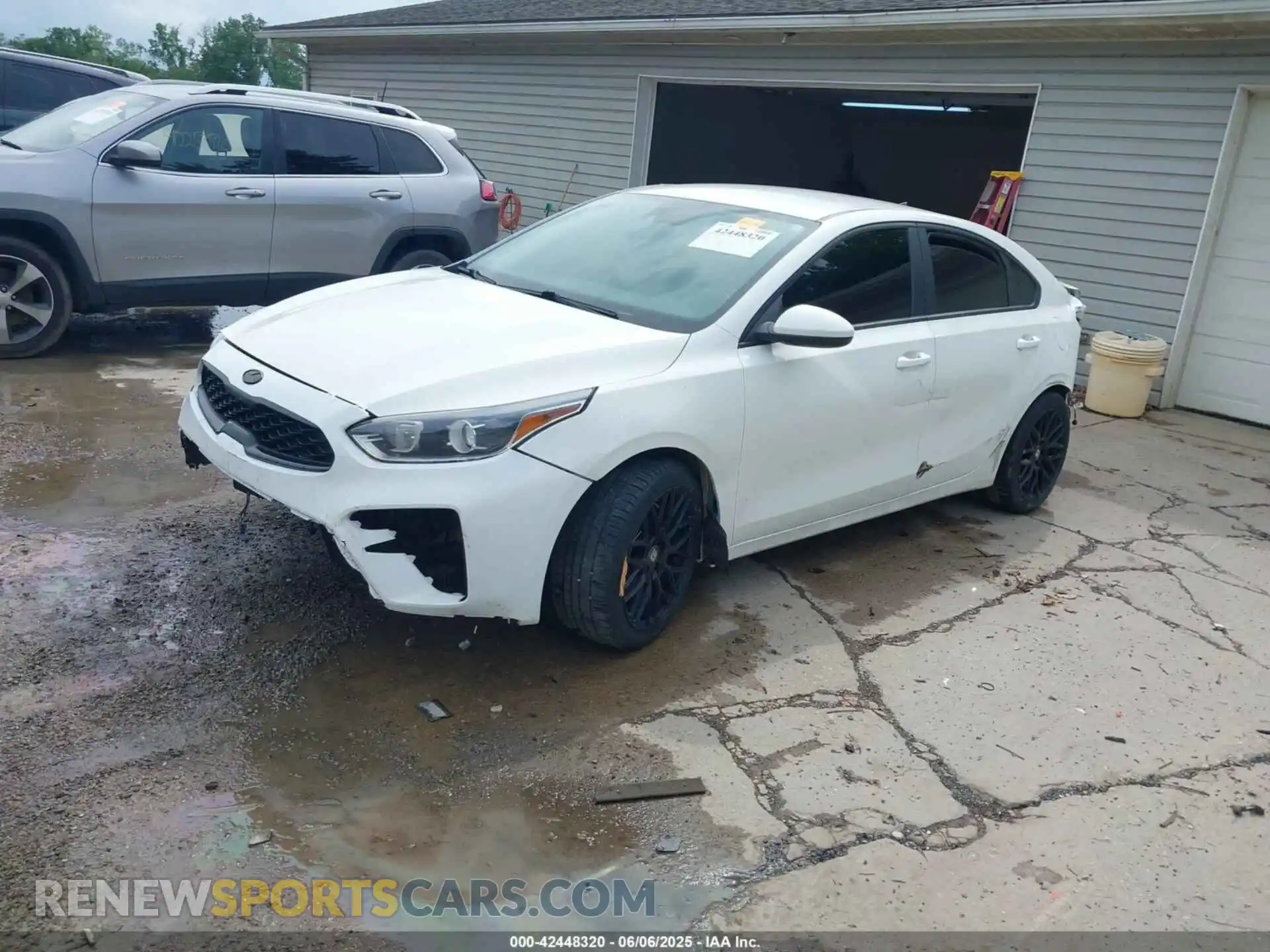 2 Photograph of a damaged car 3KPF24AD4LE260944 KIA FORTE 2020