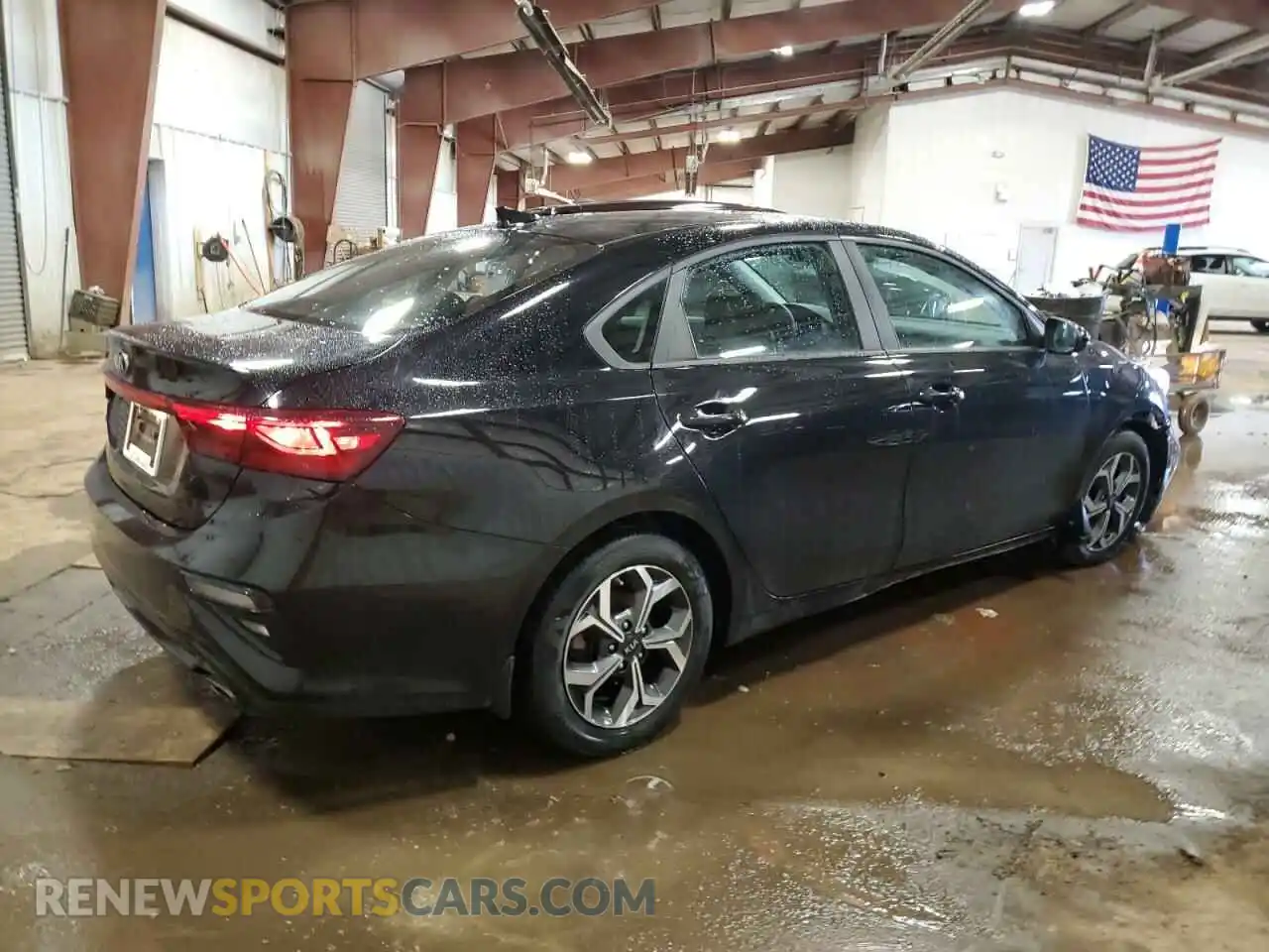 3 Photograph of a damaged car 3KPF24AD5LE191391 KIA FORTE 2020