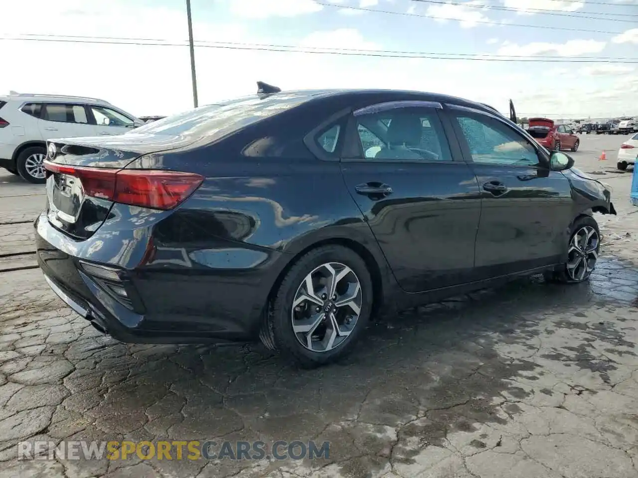 3 fotografías del automóvil dañado 3KPF24AD5LE247250 KIA FORTE 2020