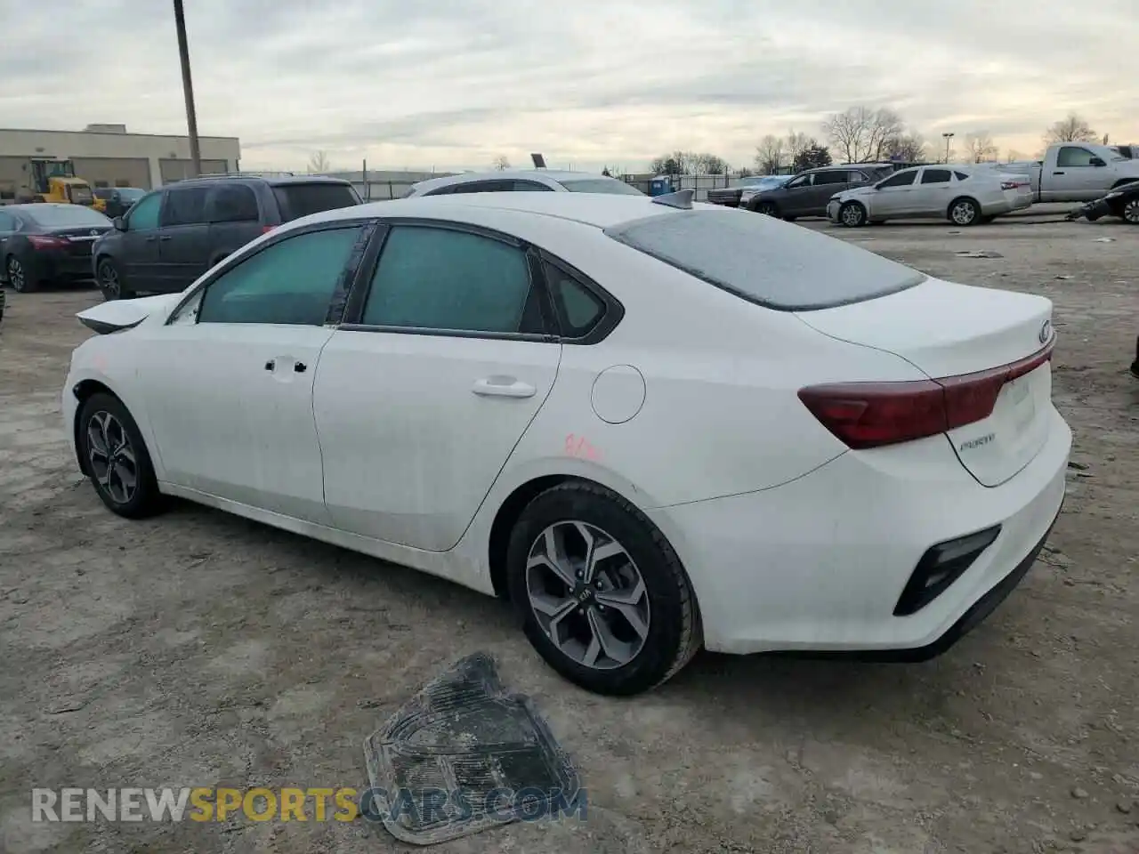 2 Photograph of a damaged car 3KPF24AD5LE261925 KIA FORTE 2020