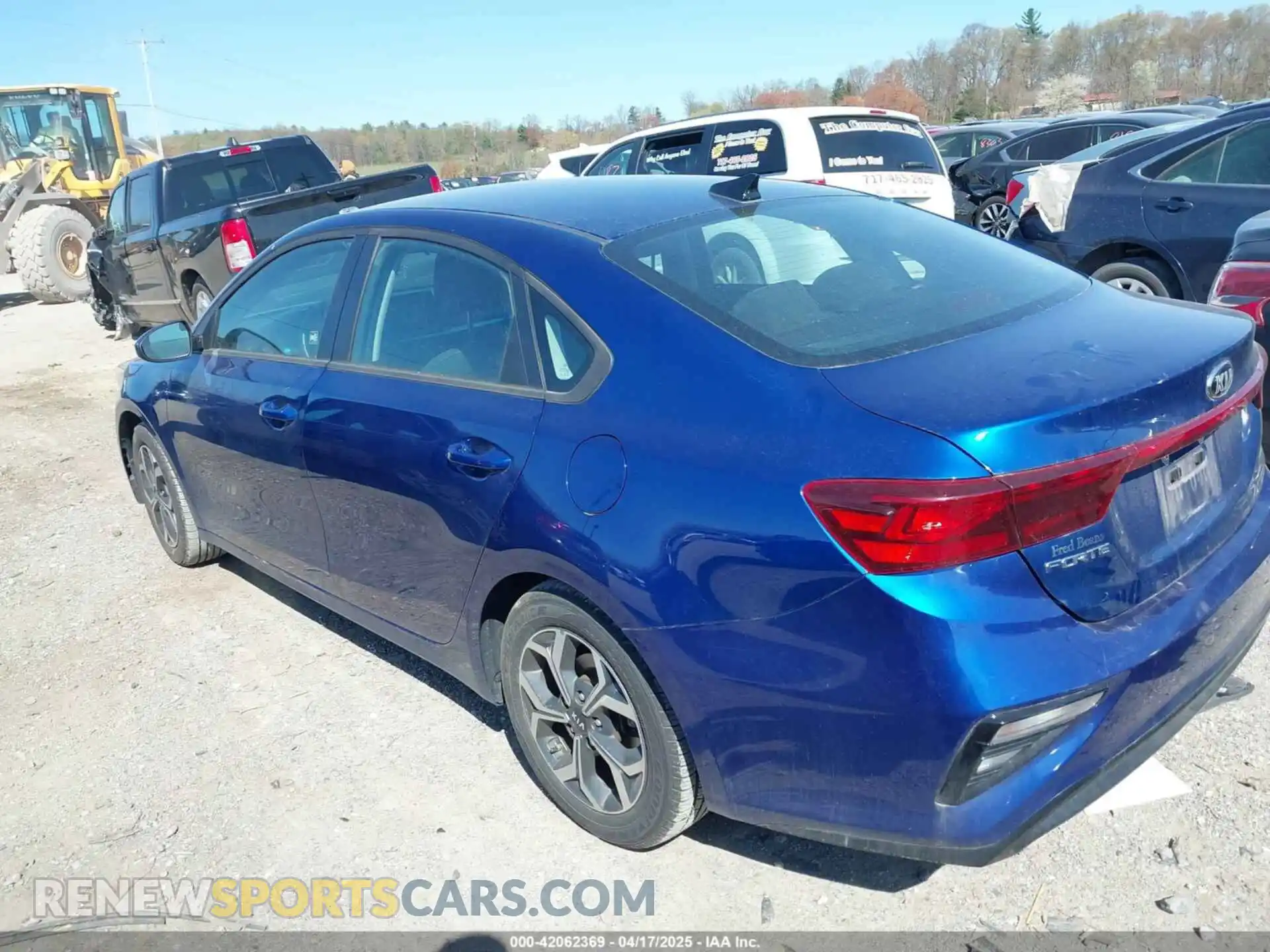 3 Photograph of a damaged car 3KPF24AD6LE184269 KIA FORTE 2020