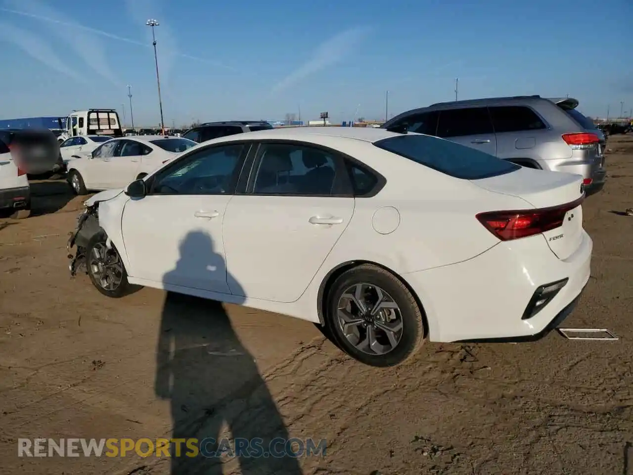 2 Фотография поврежденного автомобиля 3KPF24AD6LE186569 KIA FORTE 2020