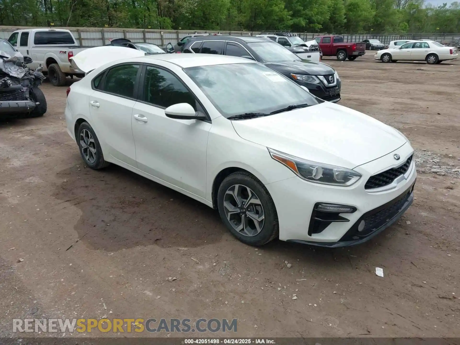 1 Photograph of a damaged car 3KPF24AD7LE142998 KIA FORTE 2020