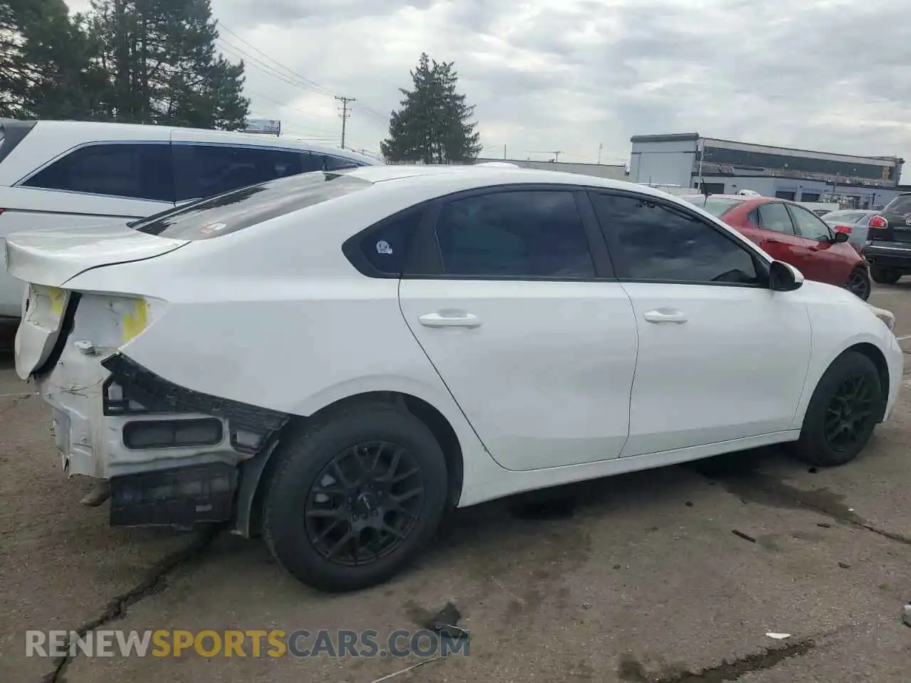 3 Photograph of a damaged car 3KPF24AD7LE173846 KIA FORTE 2020