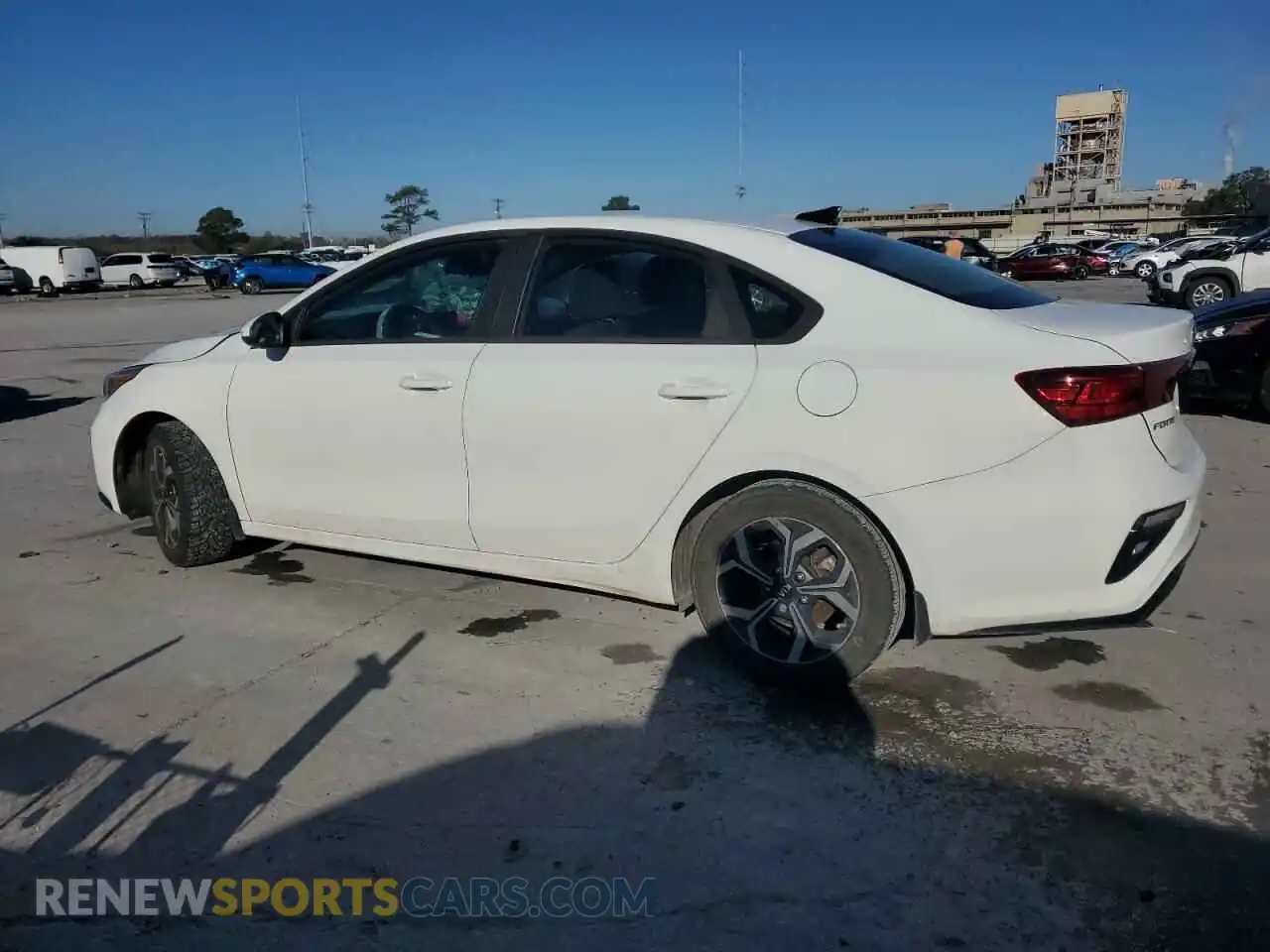 2 Photograph of a damaged car 3KPF24AD7LE191439 KIA FORTE 2020