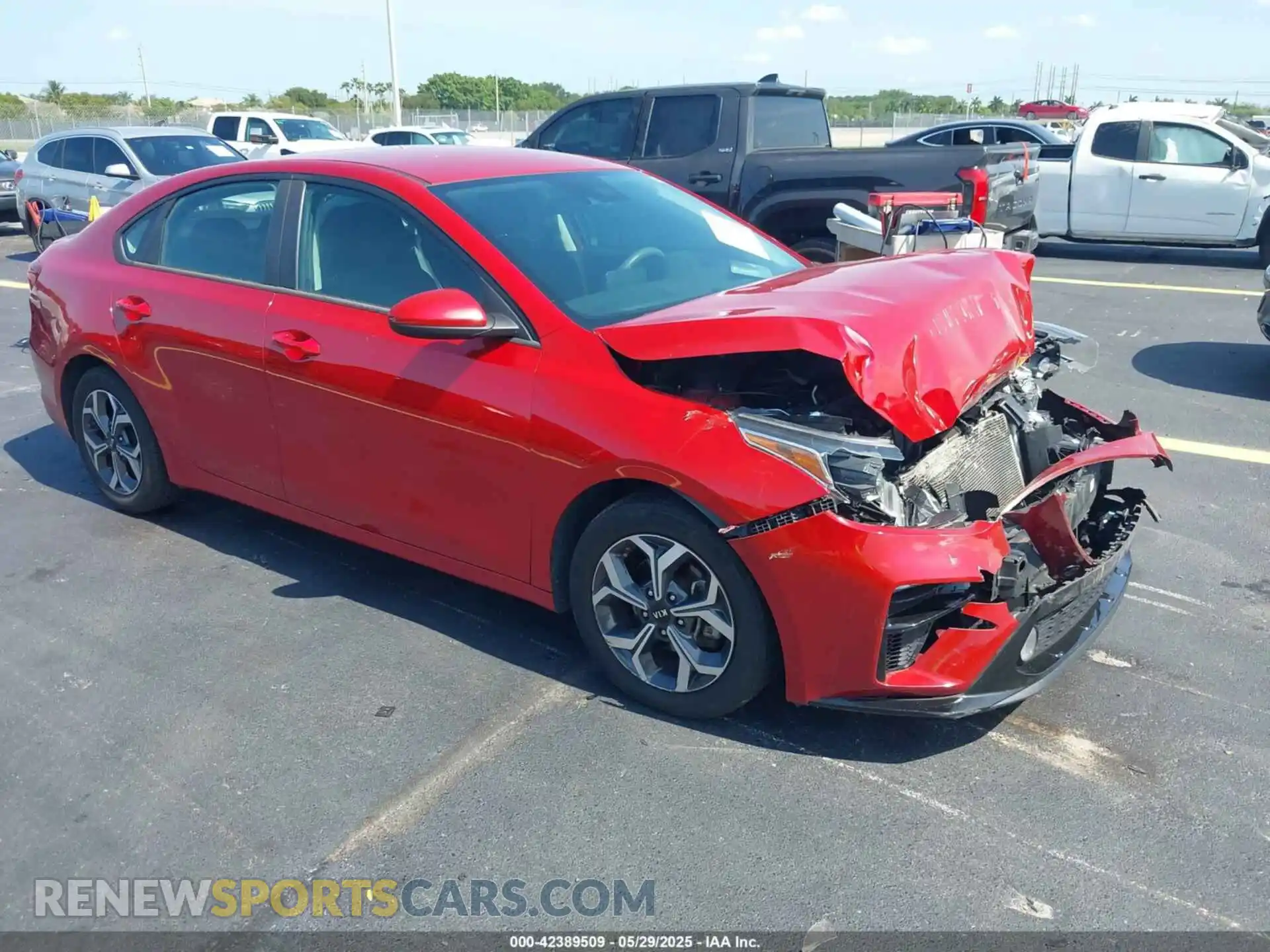 1 Photograph of a damaged car 3KPF24AD7LE203489 KIA FORTE 2020