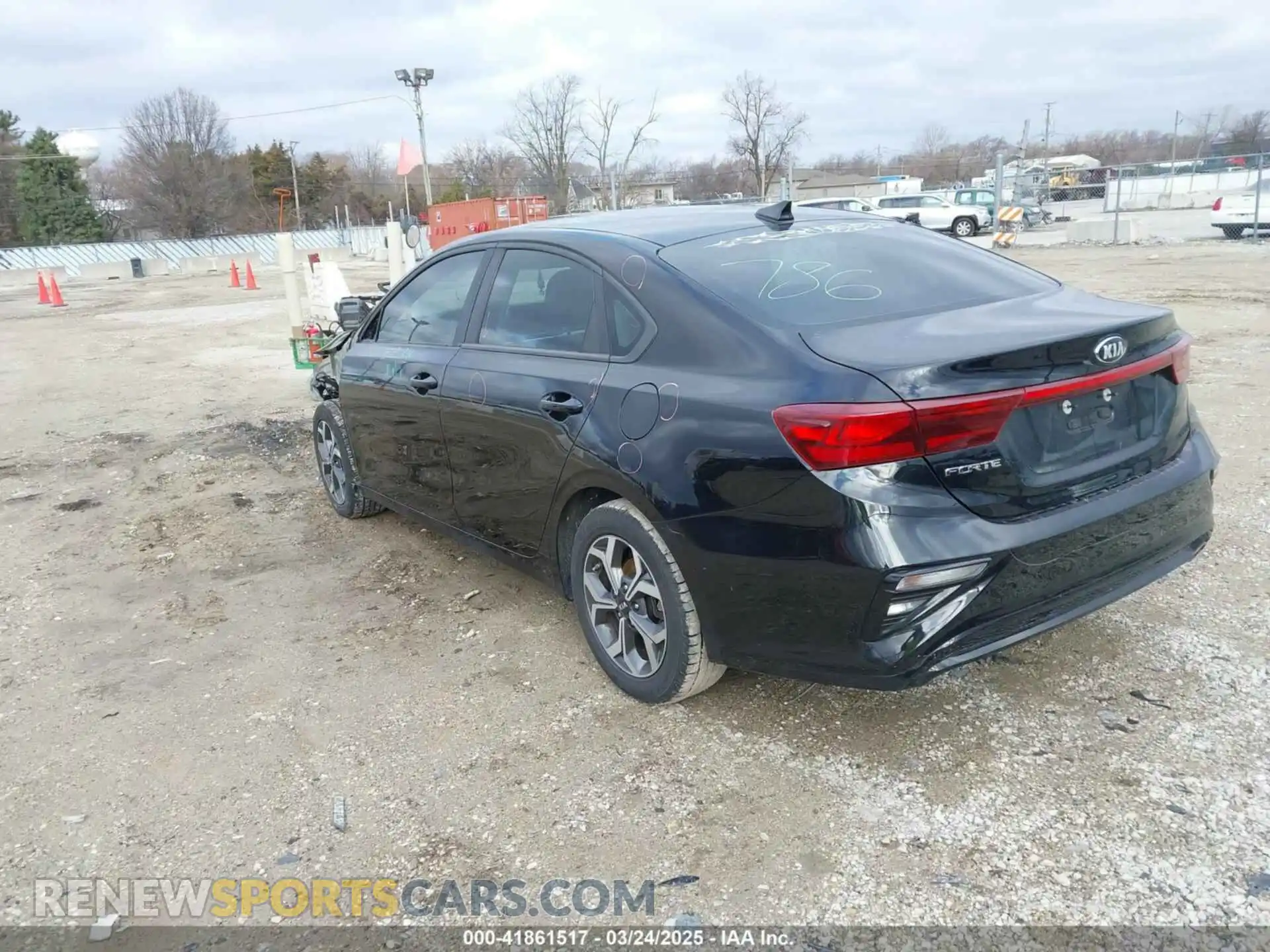 3 Photograph of a damaged car 3KPF24AD7LE205405 KIA FORTE 2020