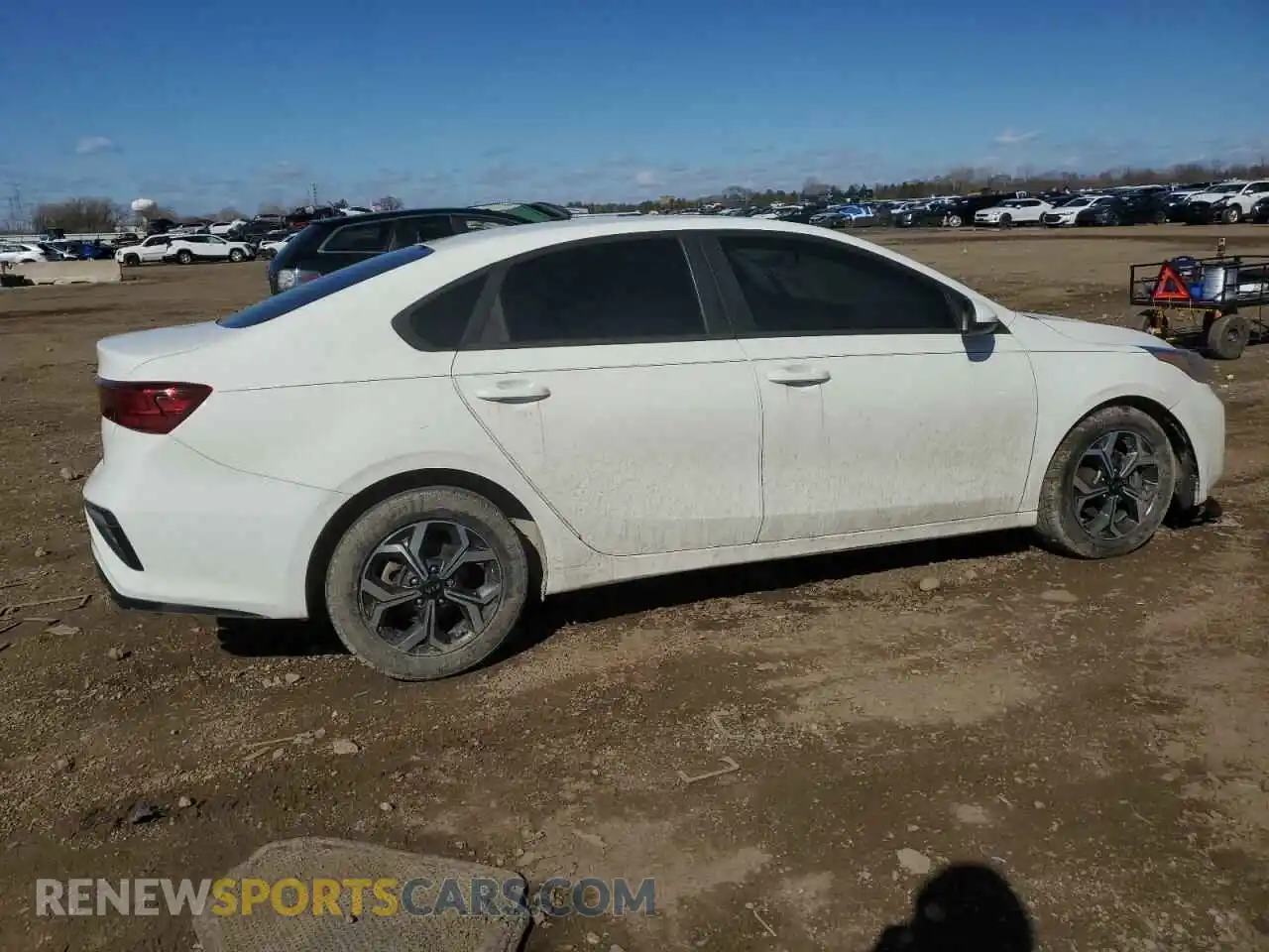 3 Photograph of a damaged car 3KPF24AD7LE241448 KIA FORTE 2020
