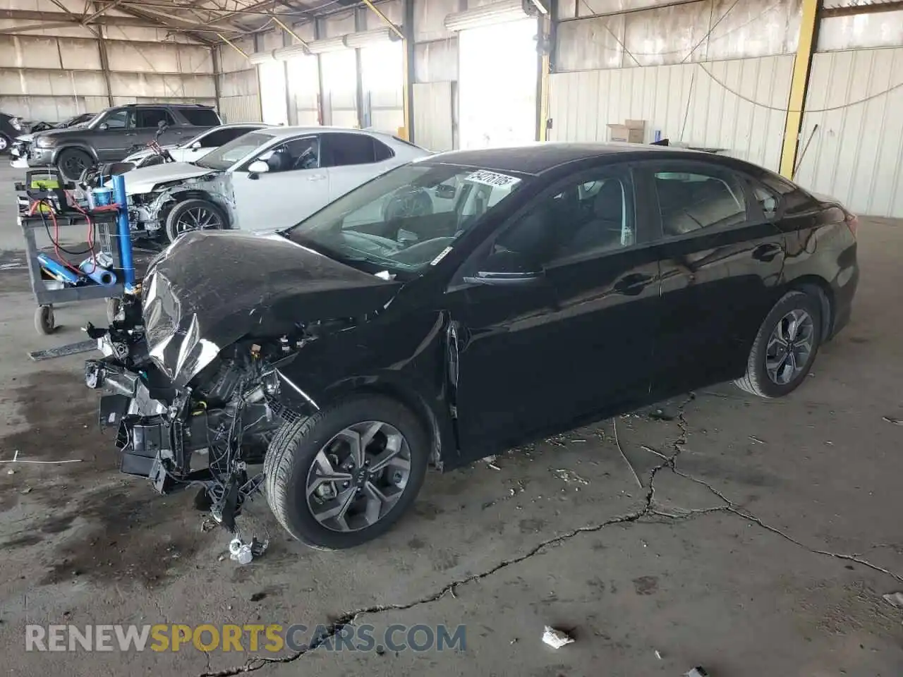 1 Photograph of a damaged car 3KPF24AD7LE241725 KIA FORTE 2020