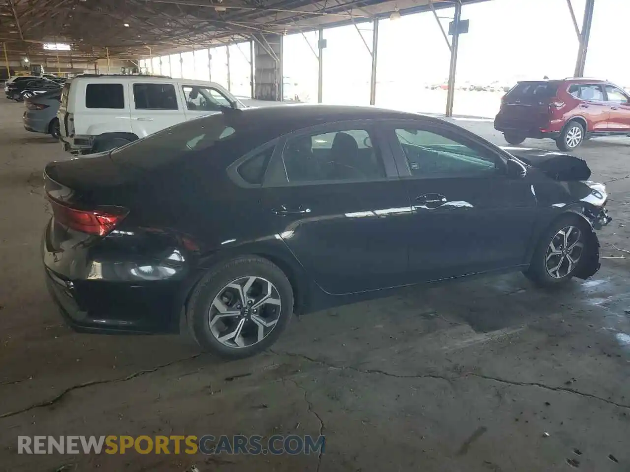 3 Photograph of a damaged car 3KPF24AD7LE241725 KIA FORTE 2020