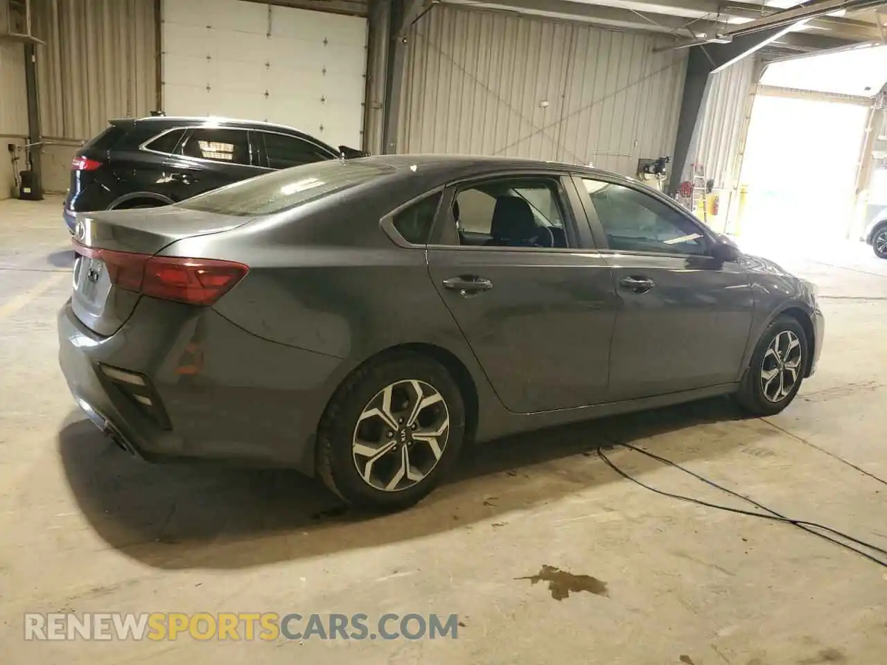 3 Photograph of a damaged car 3KPF24AD8LE194916 KIA FORTE 2020