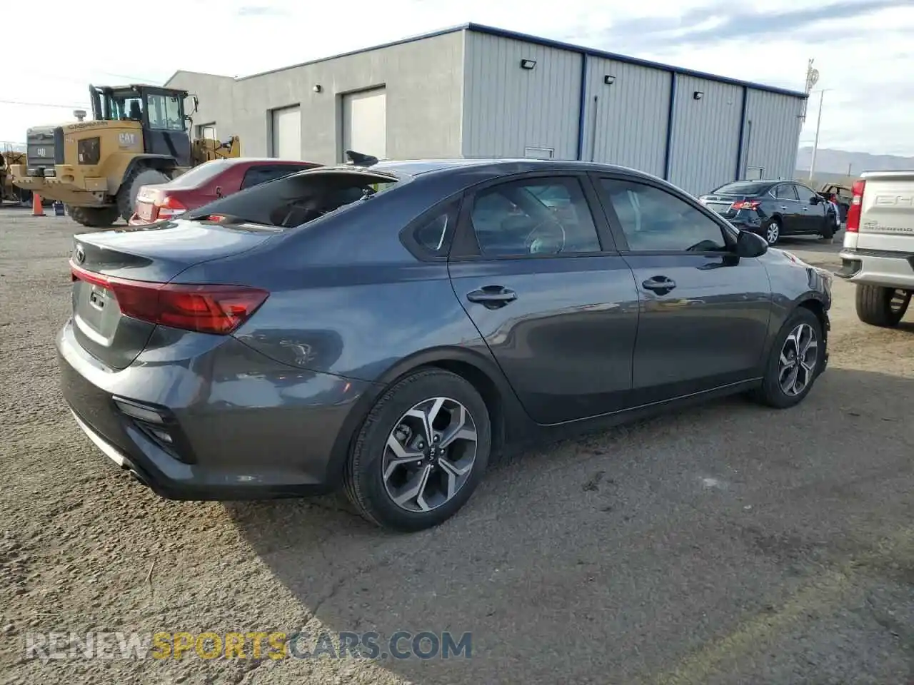 3 Photograph of a damaged car 3KPF24AD8LE217286 KIA FORTE 2020