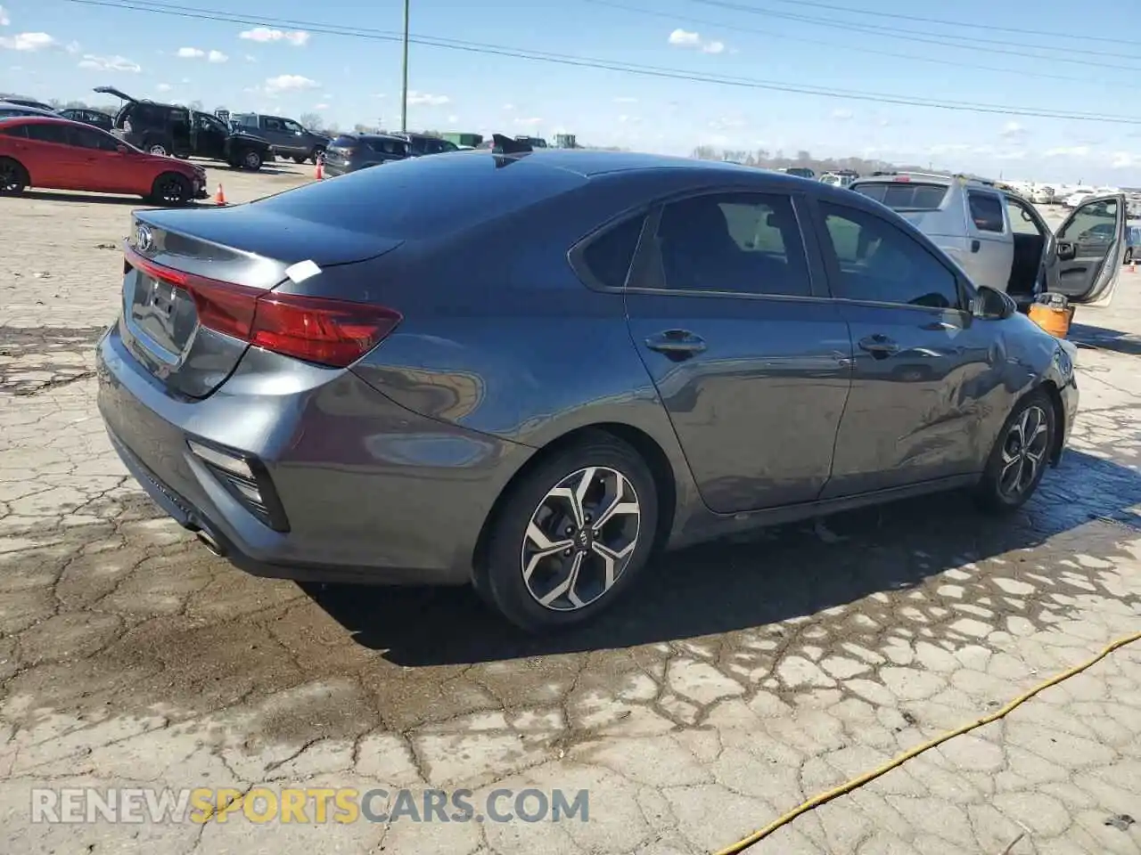 3 Photograph of a damaged car 3KPF24AD8LE234041 KIA FORTE 2020