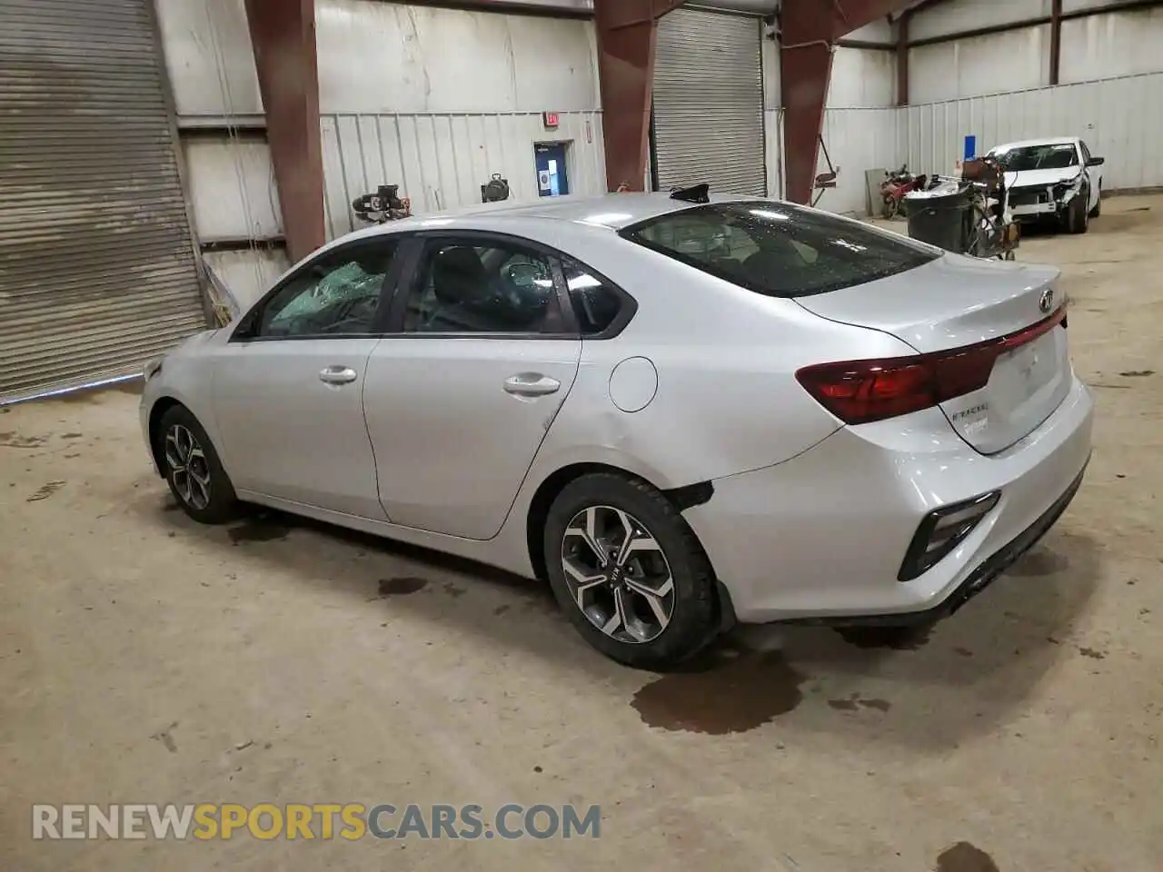 2 Photograph of a damaged car 3KPF24AD9LE202733 KIA FORTE 2020