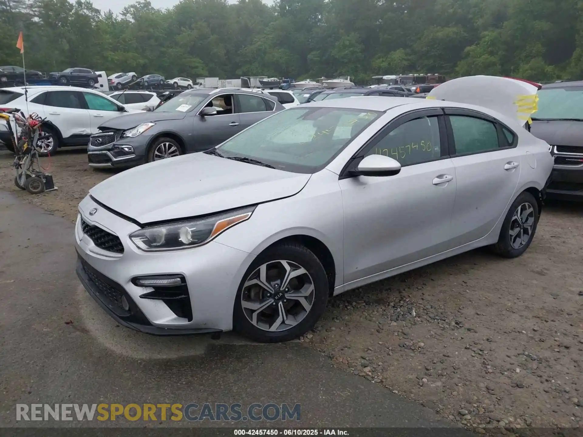 2 Photograph of a damaged car 3KPF24AD9LE222559 KIA FORTE 2020