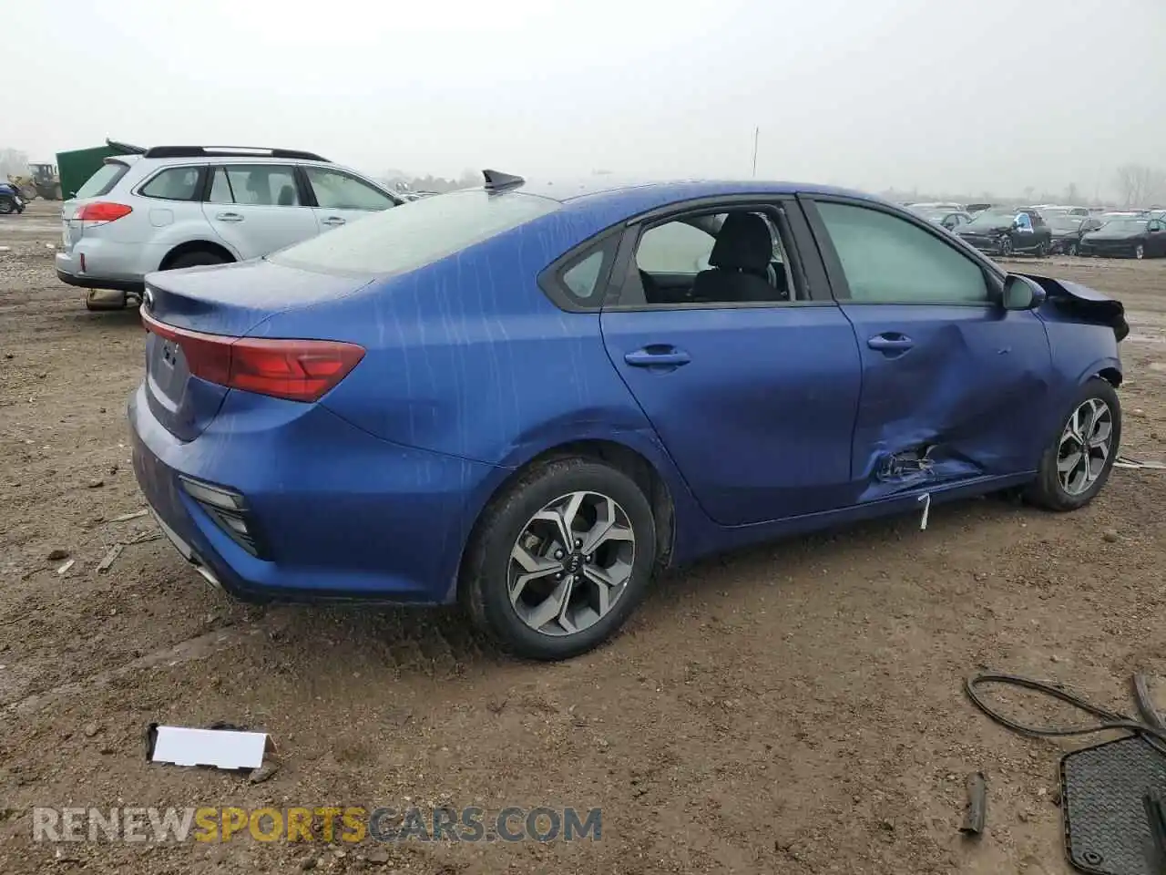 3 Photograph of a damaged car 3KPF24AD9LE255383 KIA FORTE 2020