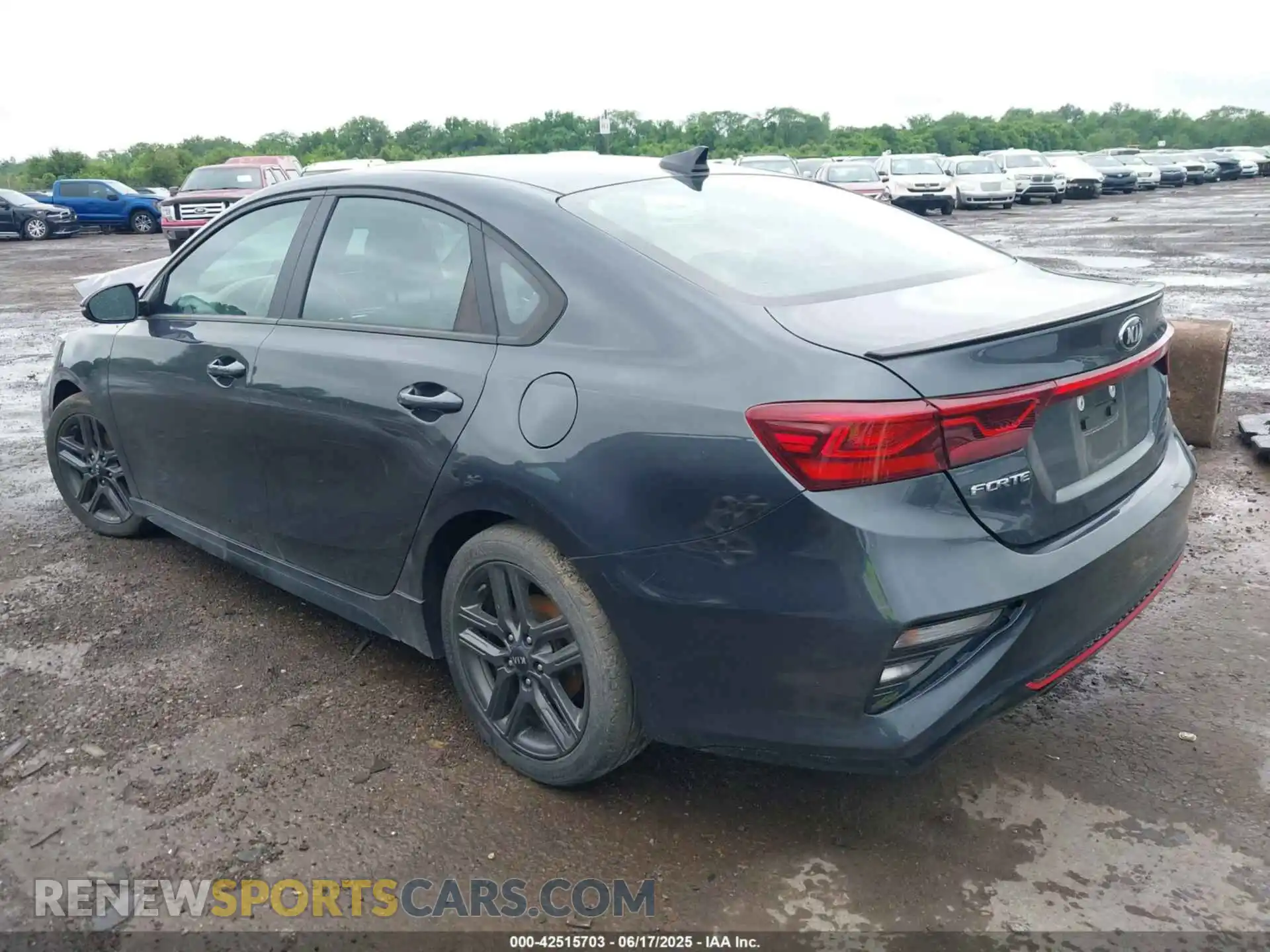 3 Photograph of a damaged car 3KPF34AD1LE139608 KIA FORTE 2020