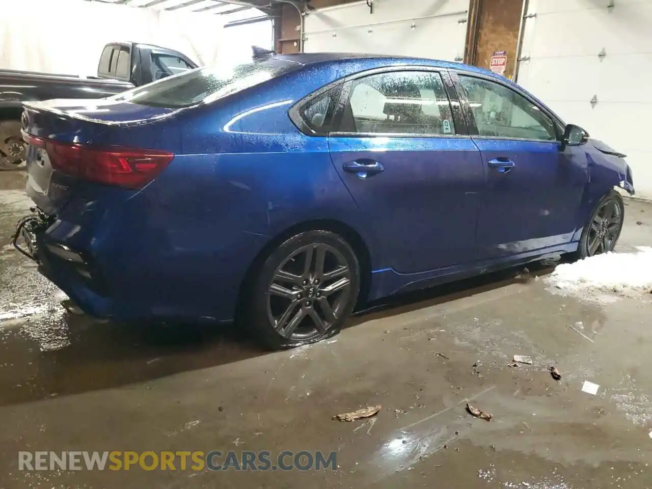 3 Photograph of a damaged car 3KPF34AD1LE240650 KIA FORTE 2020