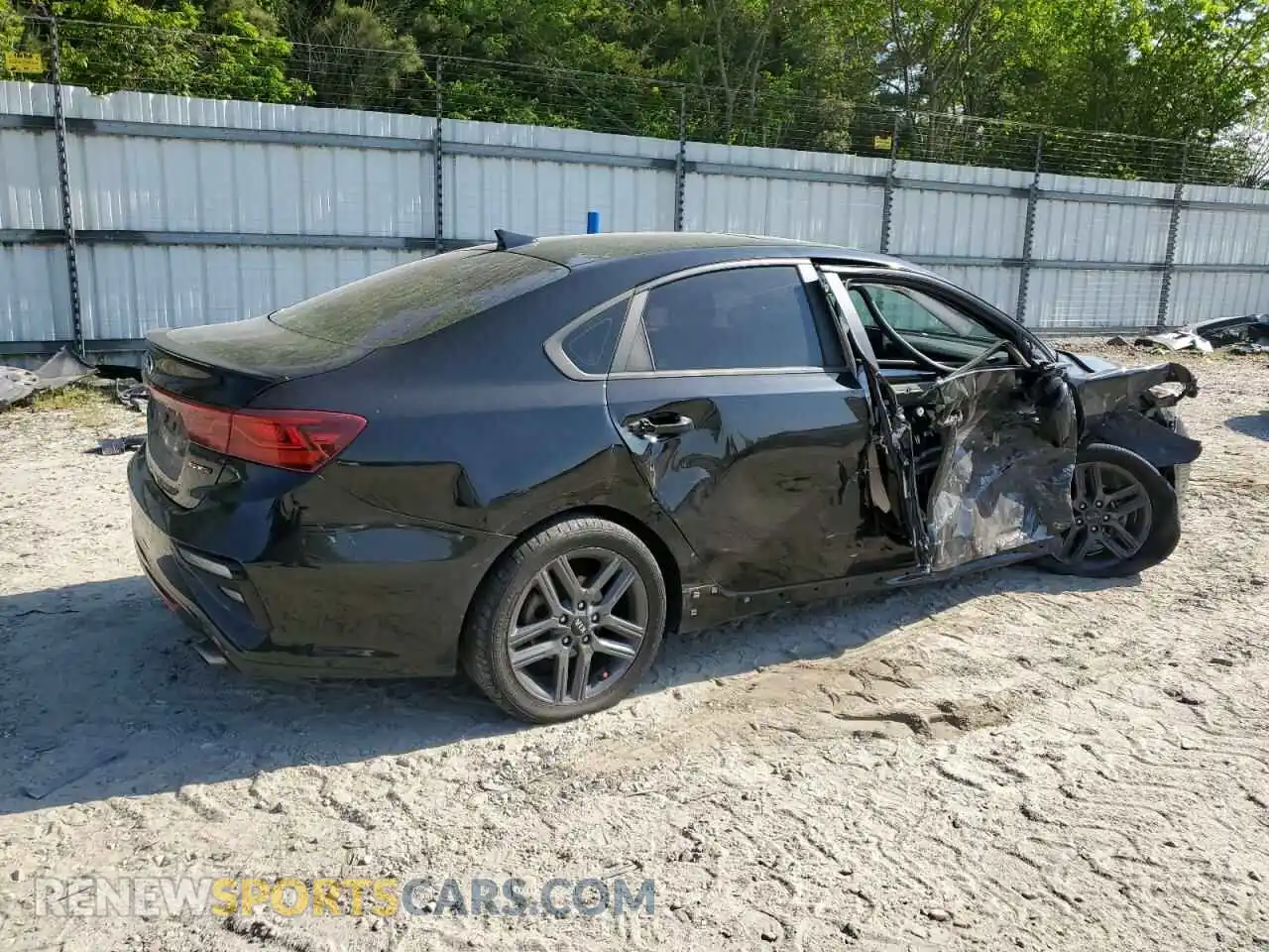 3 Photograph of a damaged car 3KPF34AD1LE248957 KIA FORTE 2020