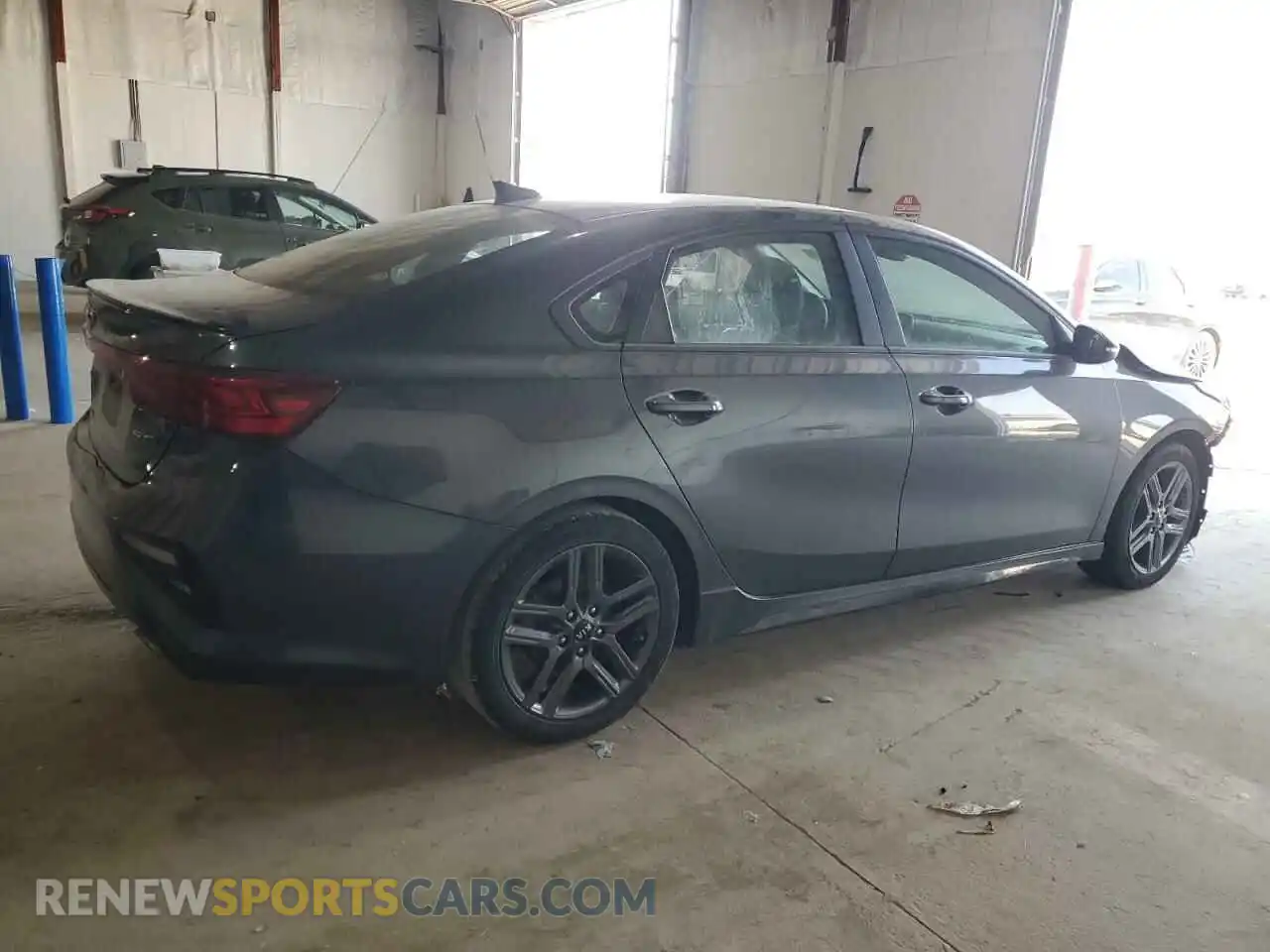 3 Photograph of a damaged car 3KPF34AD2LE156837 KIA FORTE 2020