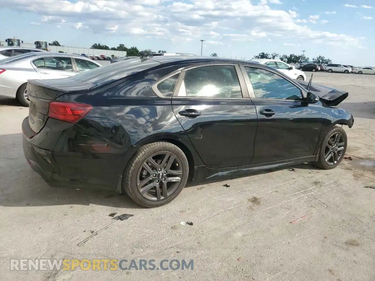3 Photograph of a damaged car 3KPF34AD4LE234910 KIA FORTE 2020