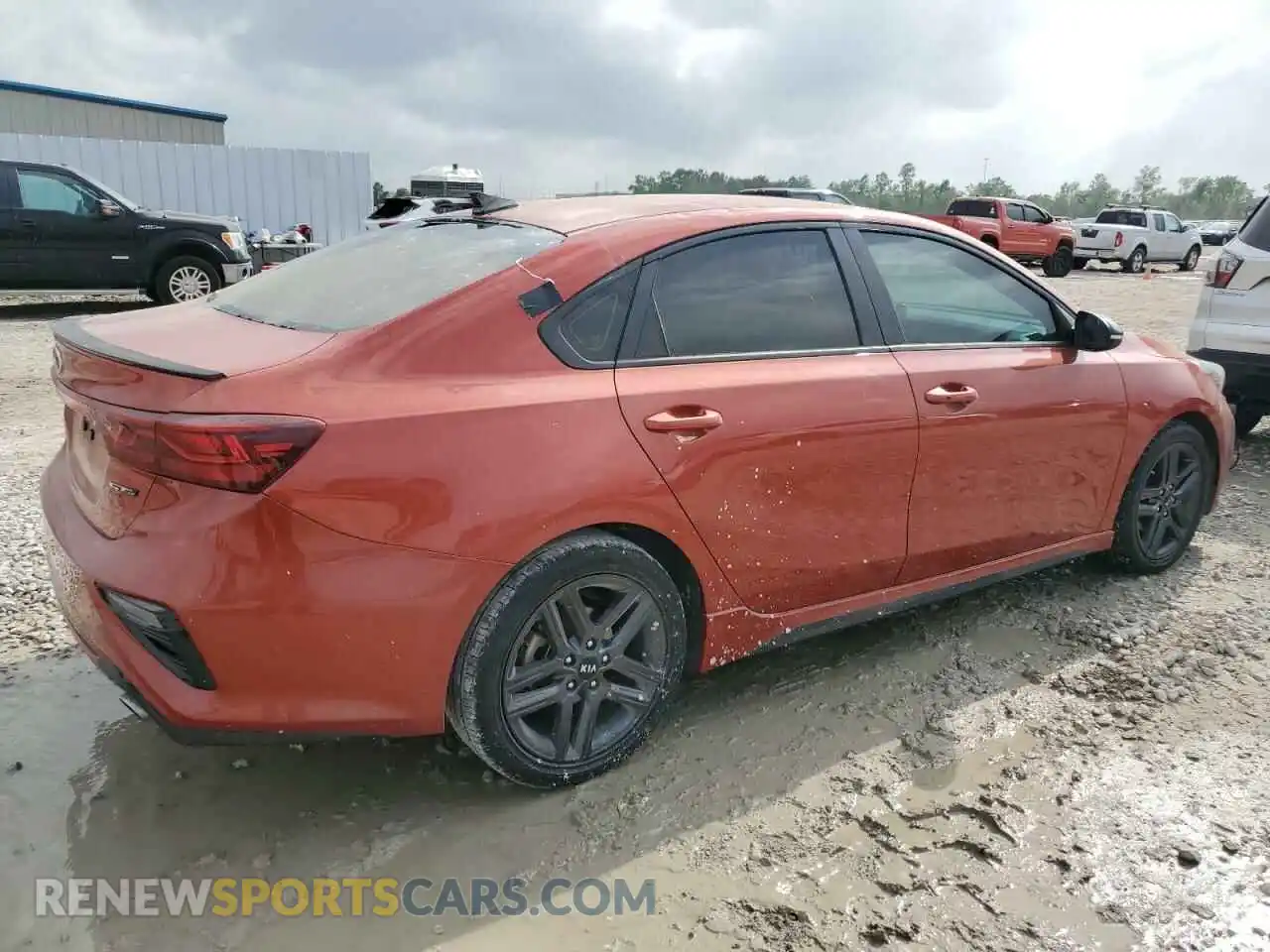 3 Photograph of a damaged car 3KPF34AD5LE239615 KIA FORTE 2020