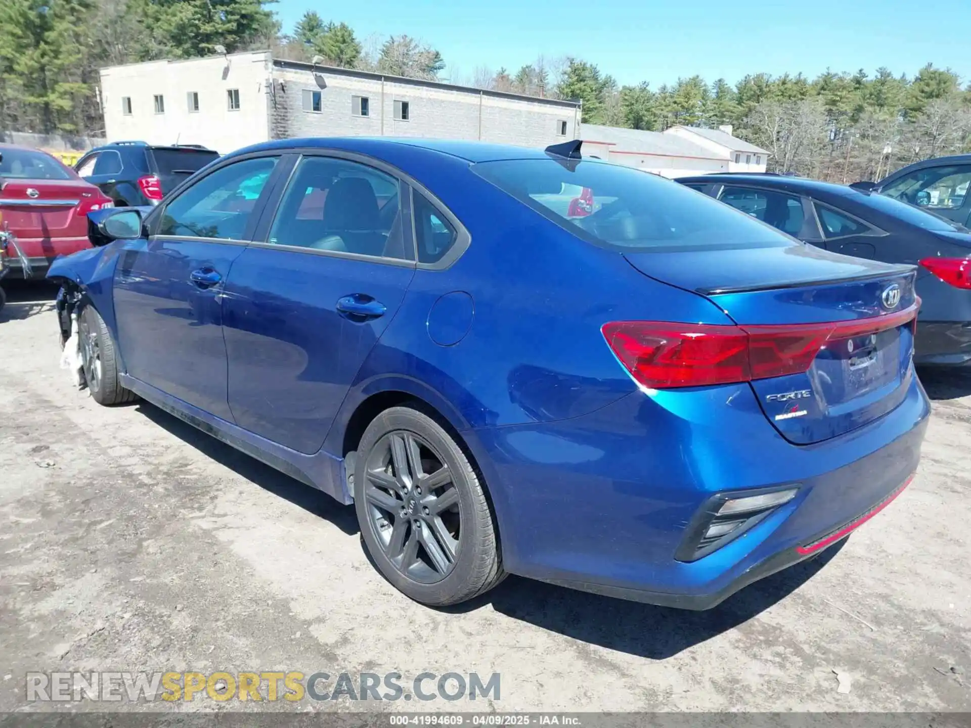 3 Фотография поврежденного автомобиля 3KPF34AD8LE190300 KIA FORTE 2020