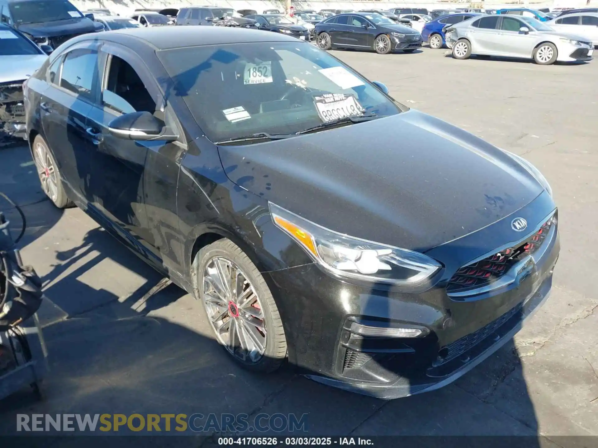1 Photograph of a damaged car 3KPF44AC2LE228964 KIA FORTE 2020