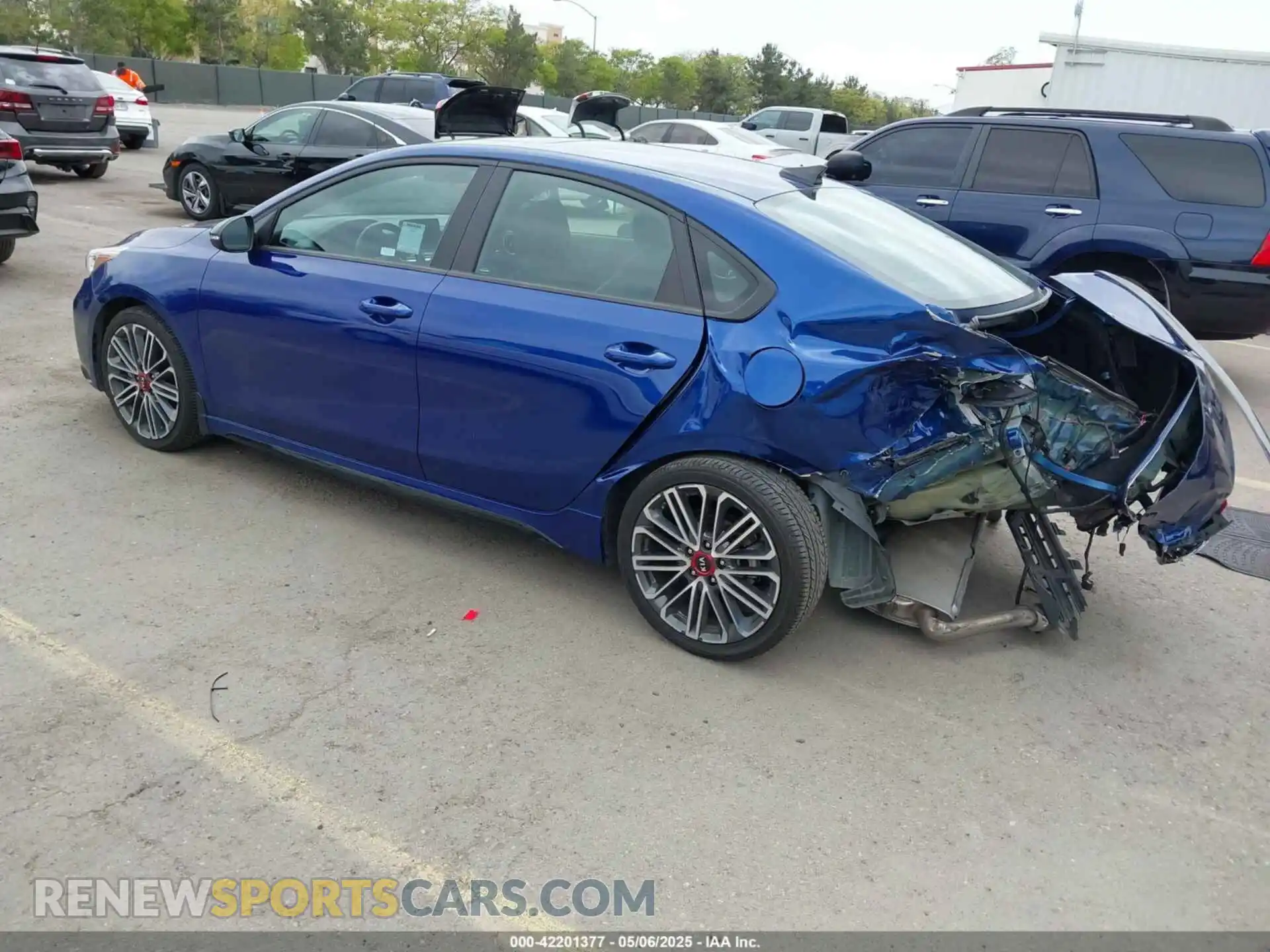 3 Photograph of a damaged car 3KPF44AC6LE175444 KIA FORTE 2020