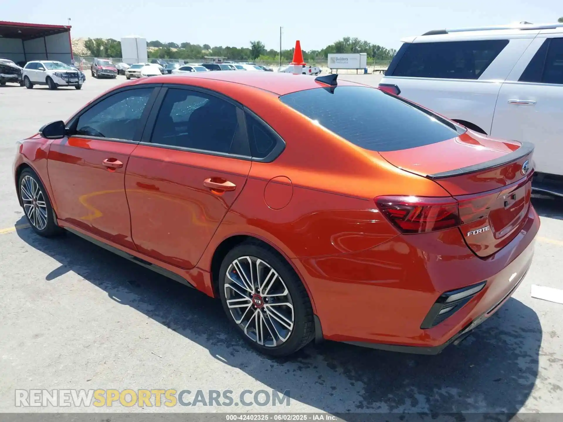 3 Фотография поврежденного автомобиля 3KPF44AC8LE168267 KIA FORTE 2020