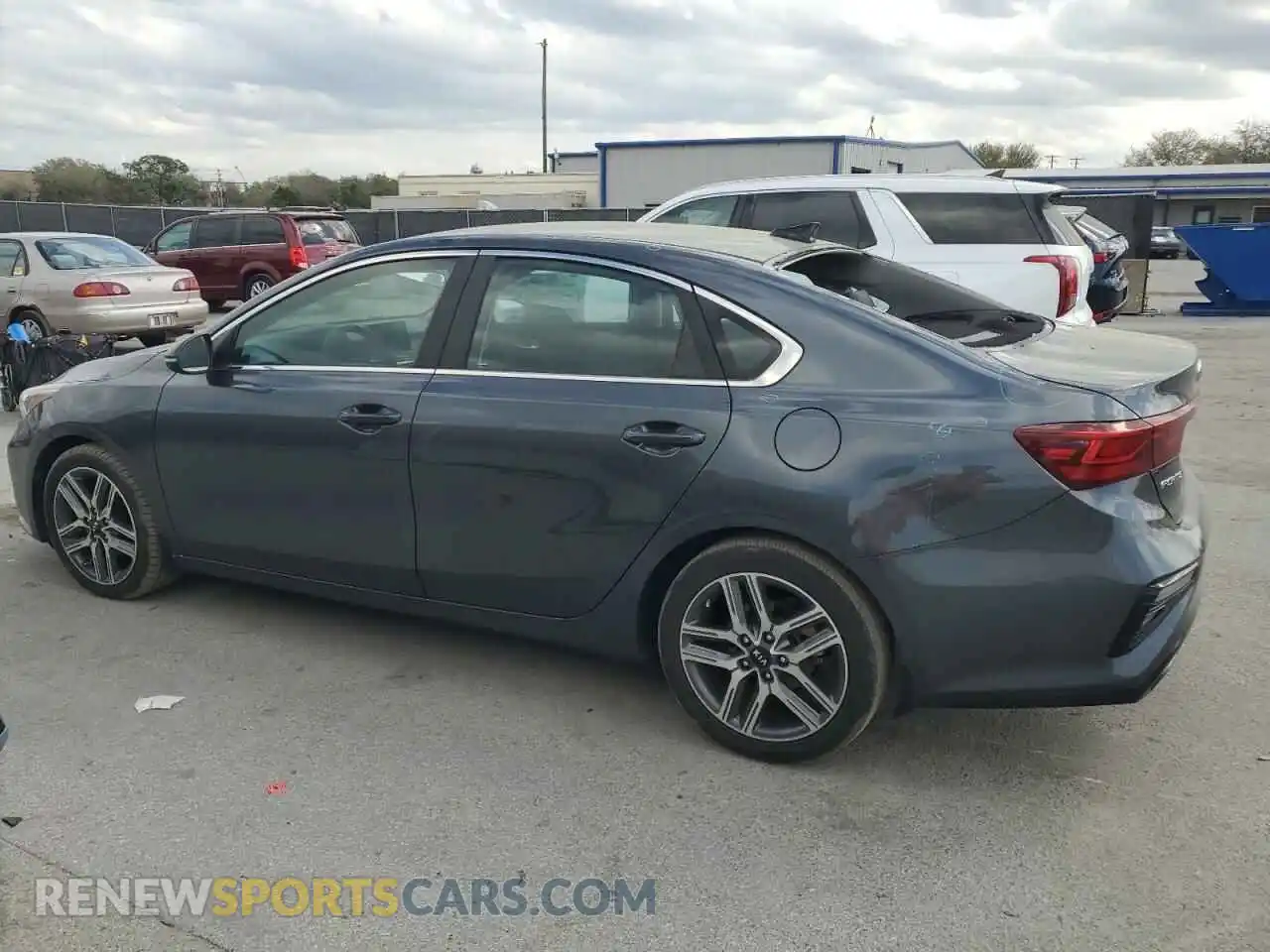 2 Photograph of a damaged car 3KPF54AD1LE210560 KIA FORTE 2020
