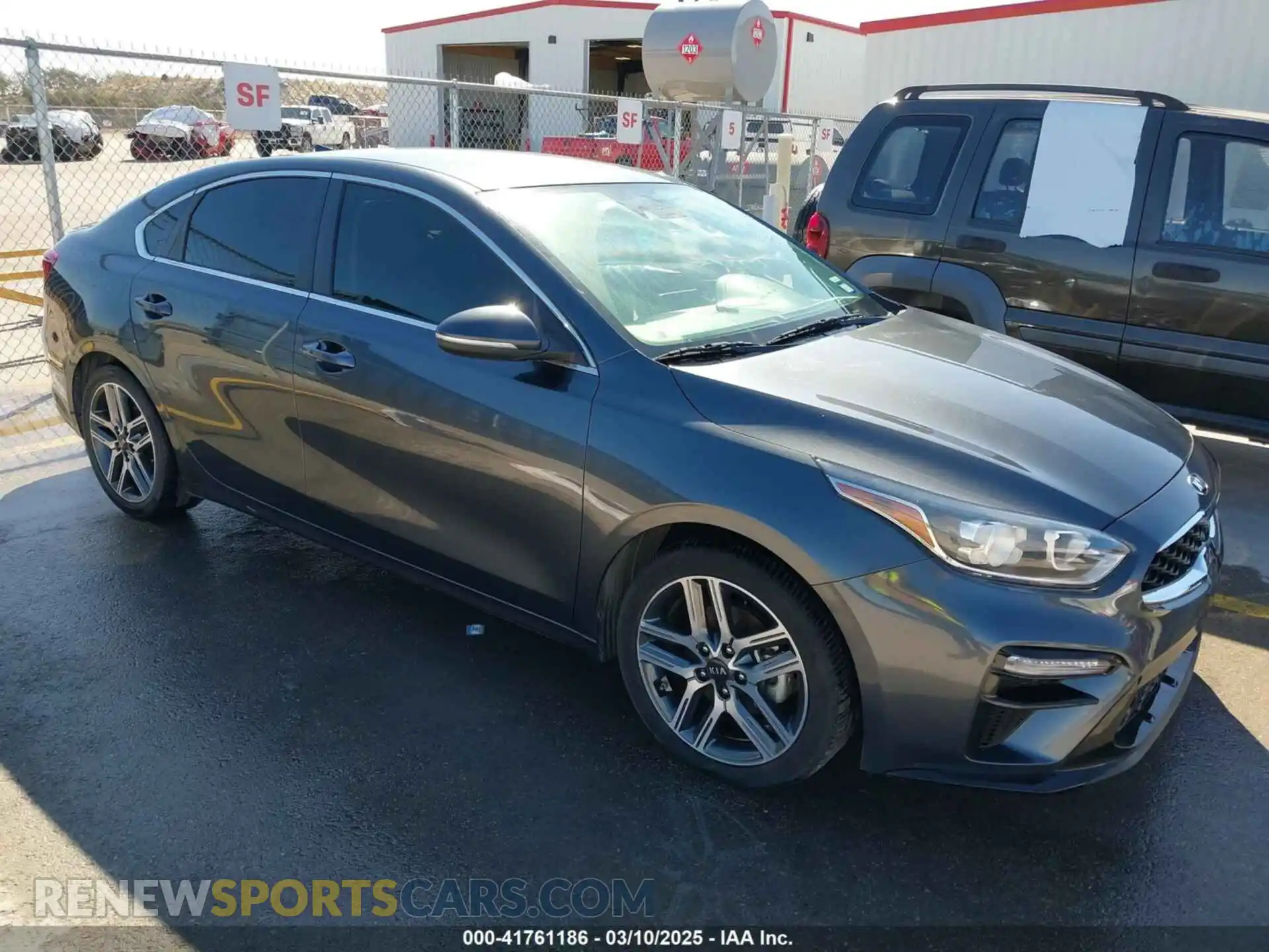 1 Photograph of a damaged car 3KPF54AD2LE152474 KIA FORTE 2020