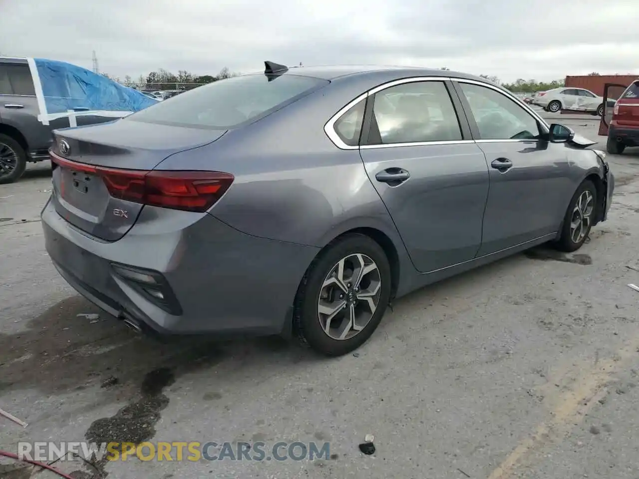 3 Photograph of a damaged car 3KPF54AD2LE160882 KIA FORTE 2020