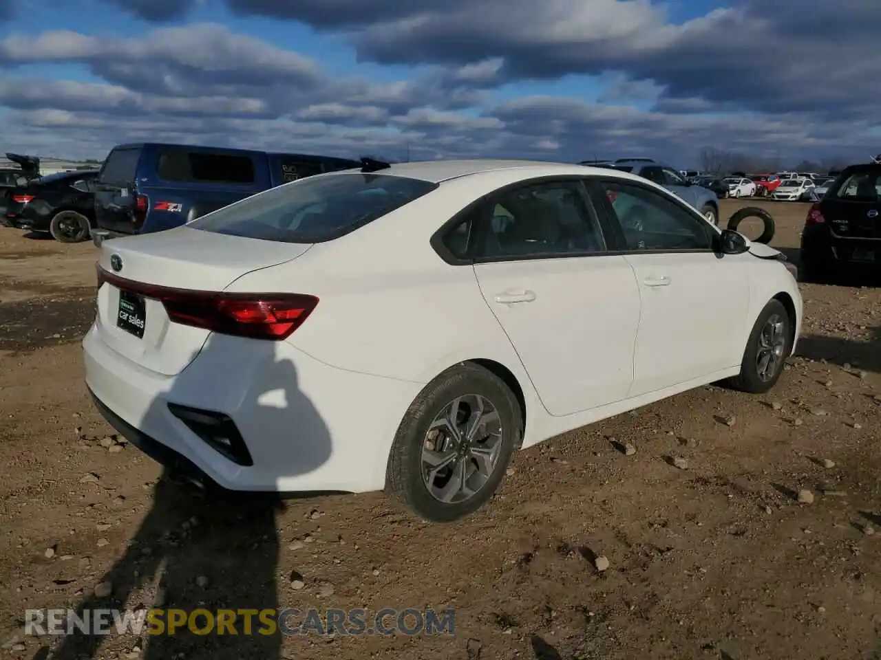 3 Photograph of a damaged car 3KPF24AD0ME270050 KIA FORTE 2021