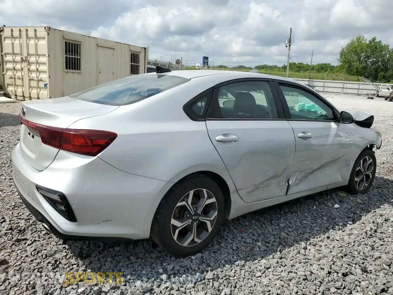 3 Photograph of a damaged car 3KPF24AD0ME271098 KIA FORTE 2021