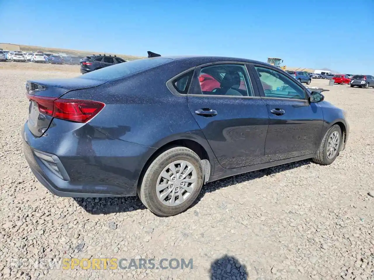 3 Photograph of a damaged car 3KPF24AD0ME286281 KIA FORTE 2021
