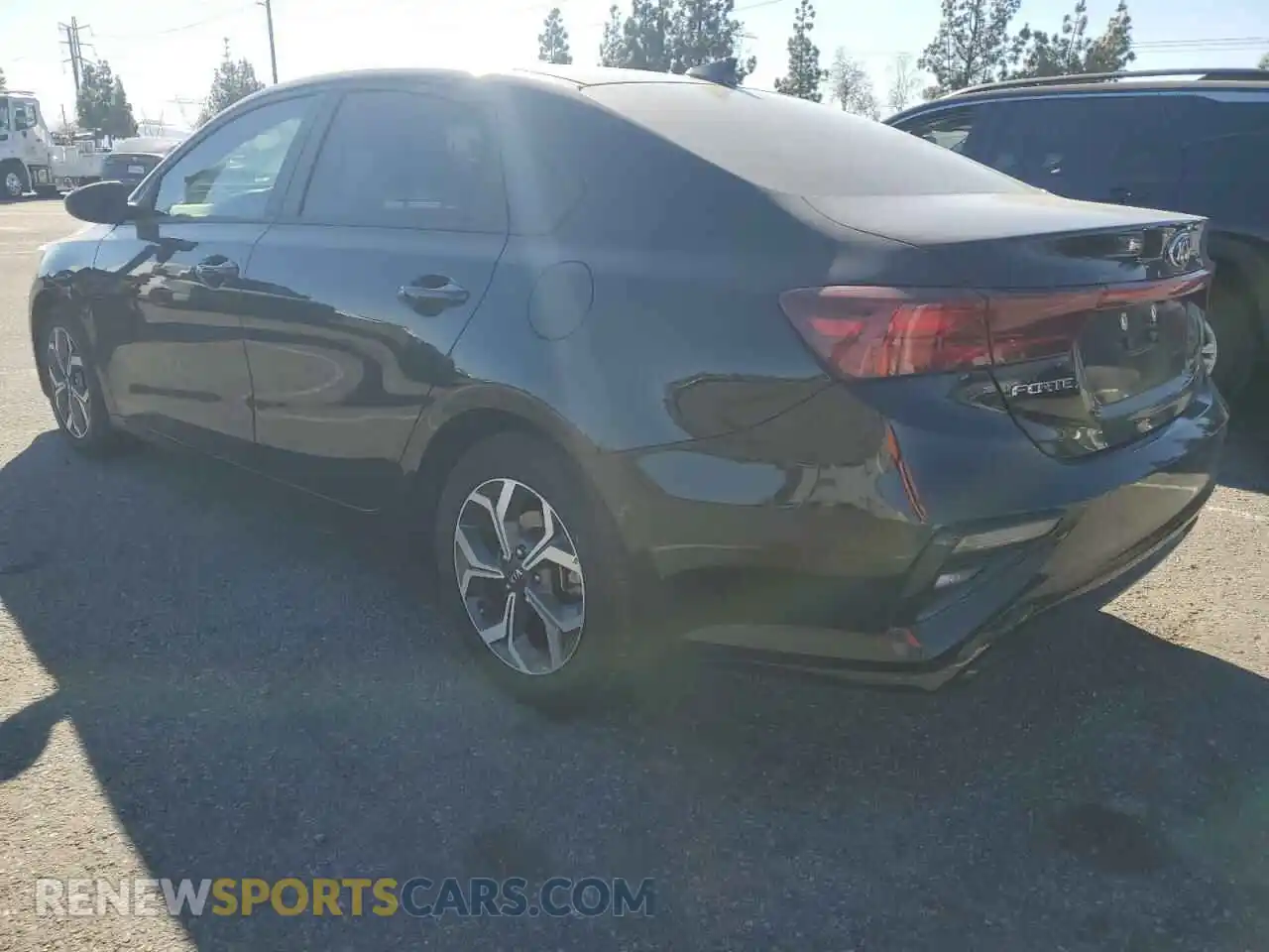 2 Photograph of a damaged car 3KPF24AD0ME306352 KIA FORTE 2021